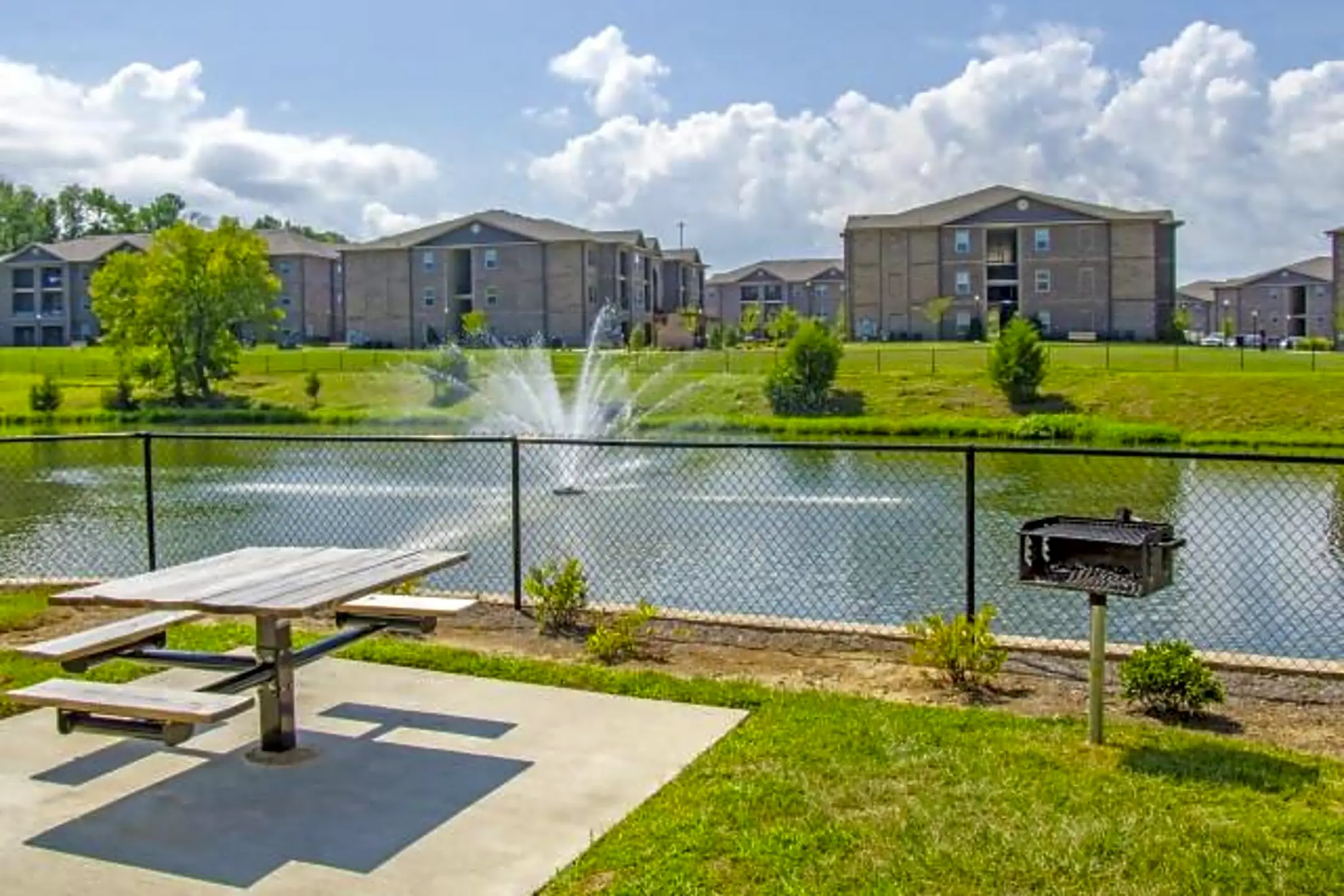 Glass Creek 401 Old Pleasant Grove Road Mount Juliet, TN Apartments