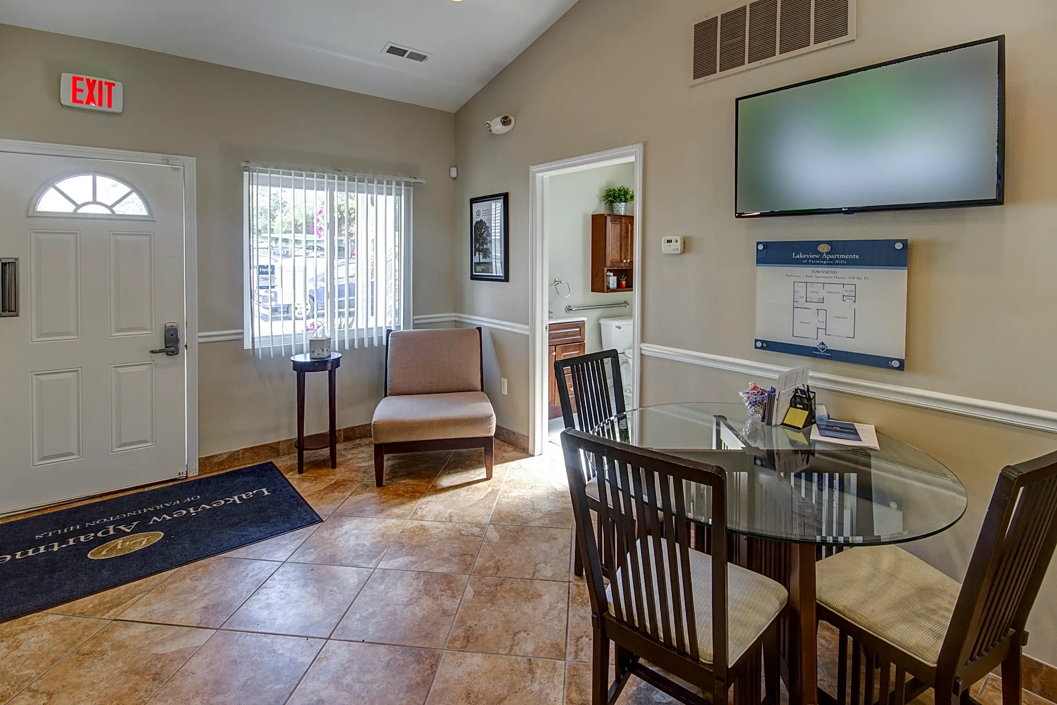 Lakeview Apartments of Farmington Hills Farmington Hills, MI 48336