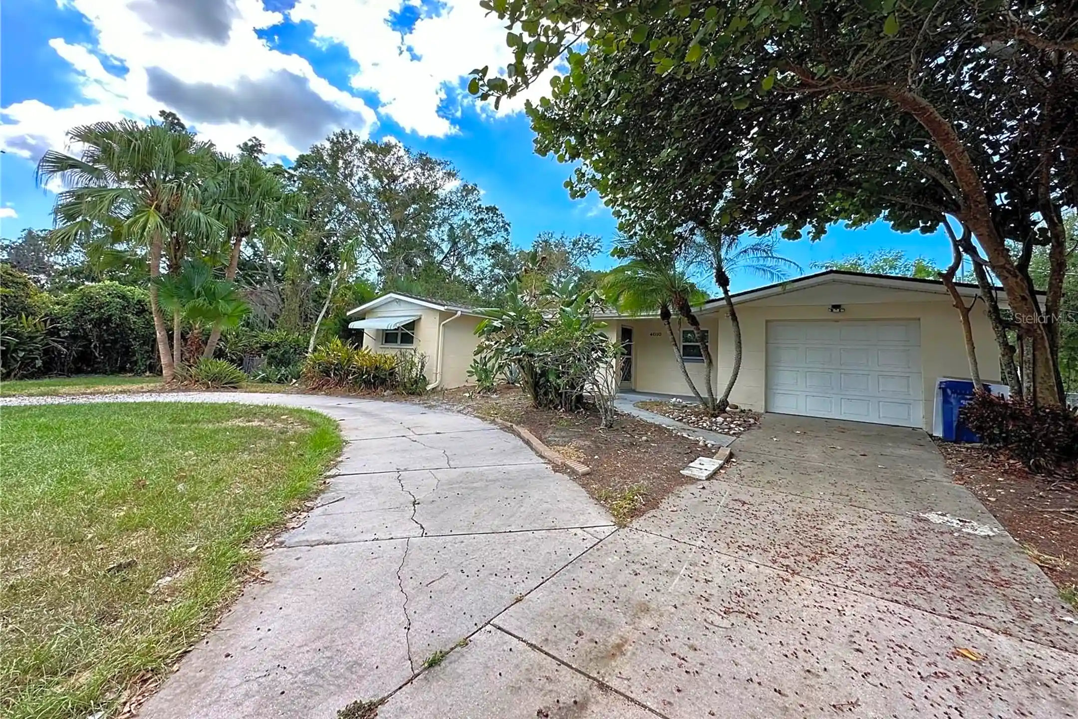 4010 S Lockwood Ridge Rd Houses Sarasota, FL 34231
