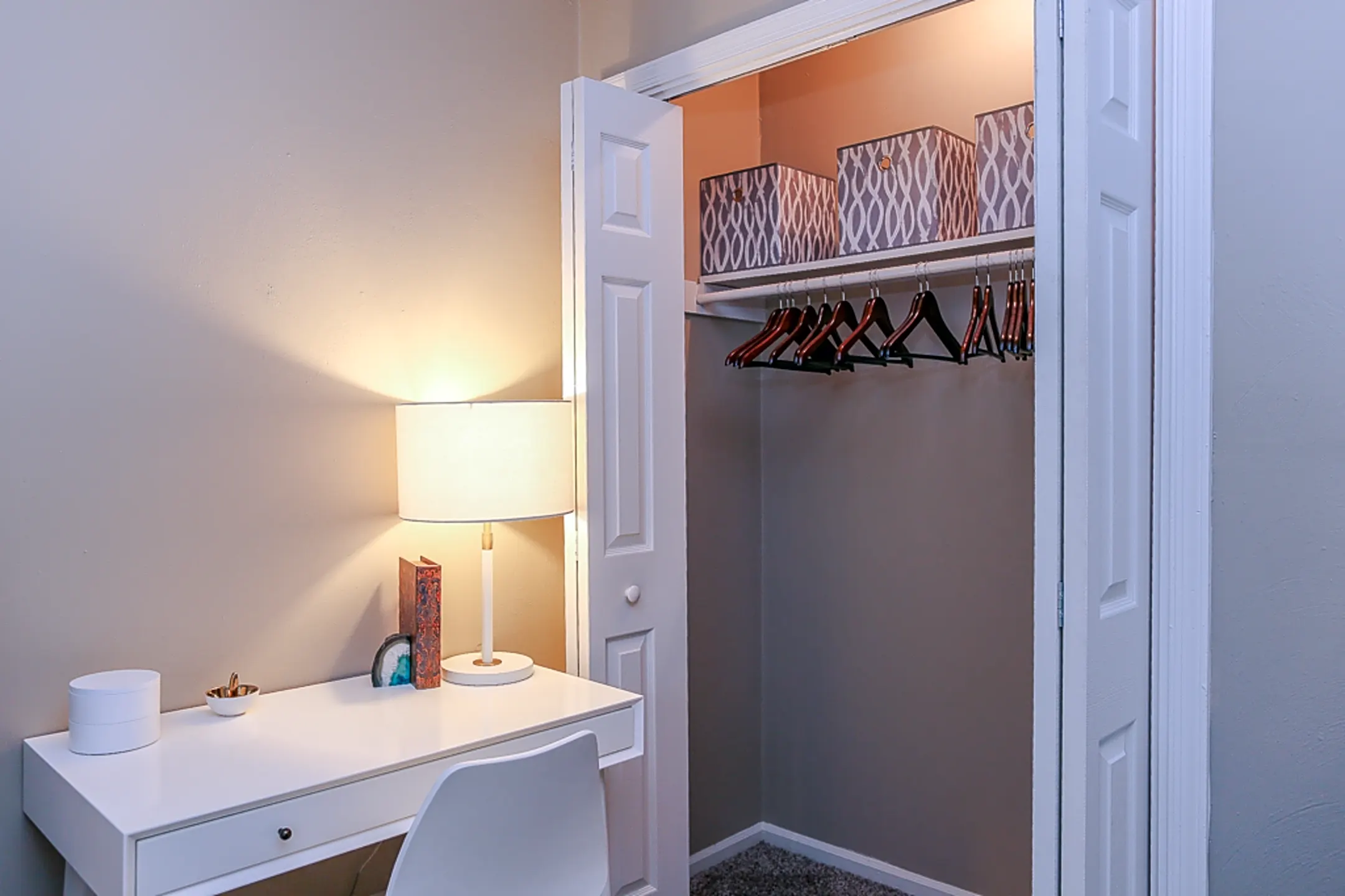 Cedar Point Apartments Roanoke, VA 24018