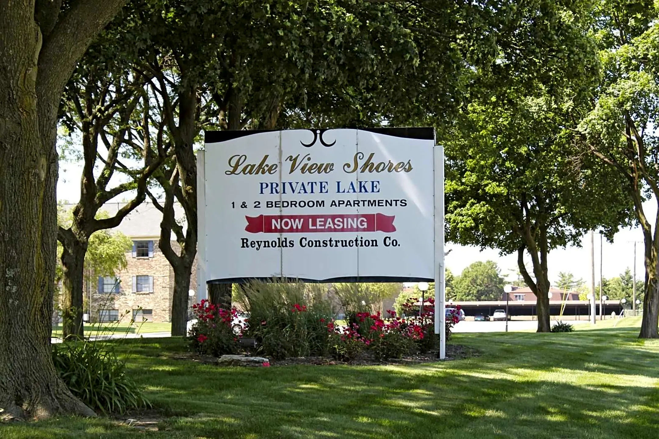 Community Signage - Lake View Shores - Maumee, OH