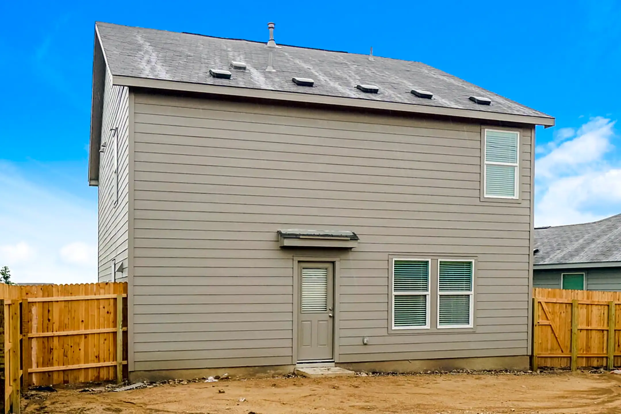 Building - 14727 Brandy Brk - San Antonio, TX