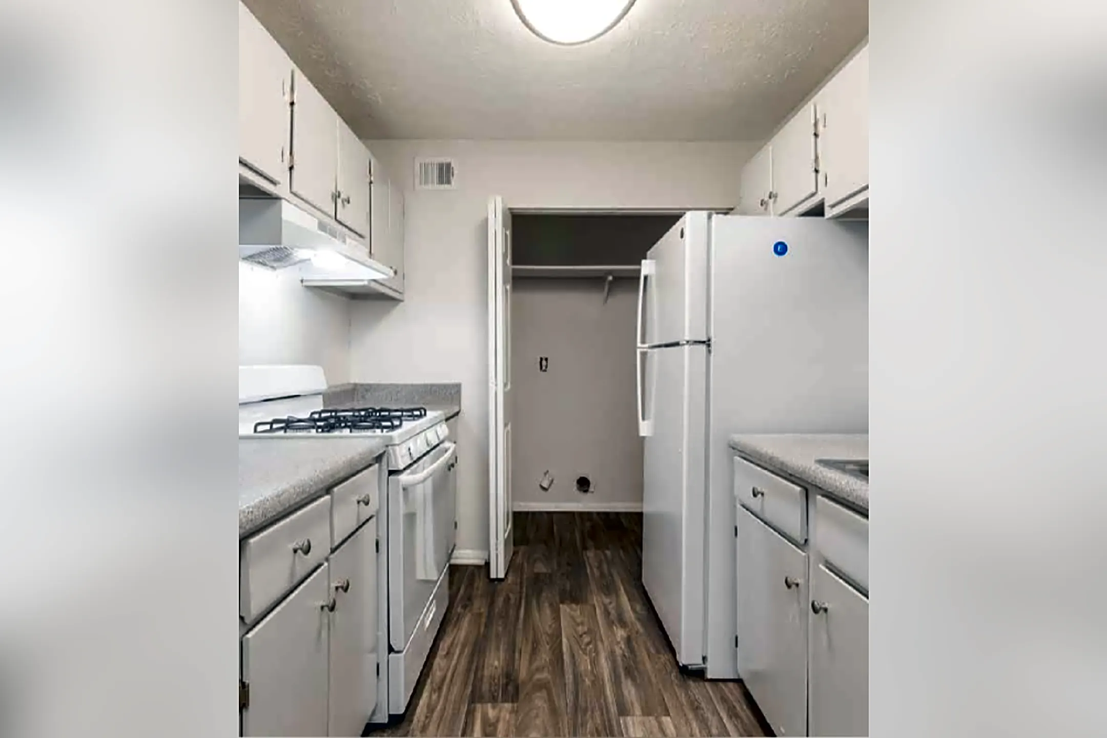 Lakeview Apartment Homes 1401 N Hairston Rd Stone Mountain, GA