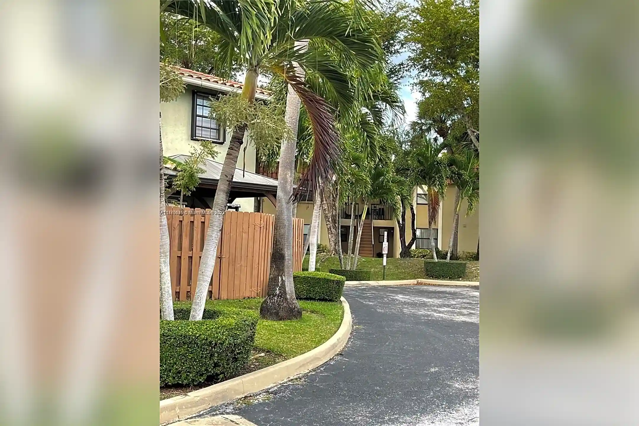 9702 Hammocks Blvd 202 Condos Miami, FL 33196