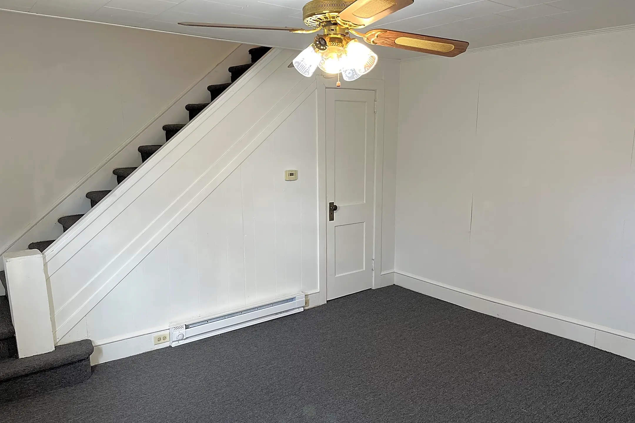 334 Layfield Rd Apartments Perkiomenville, PA 18074