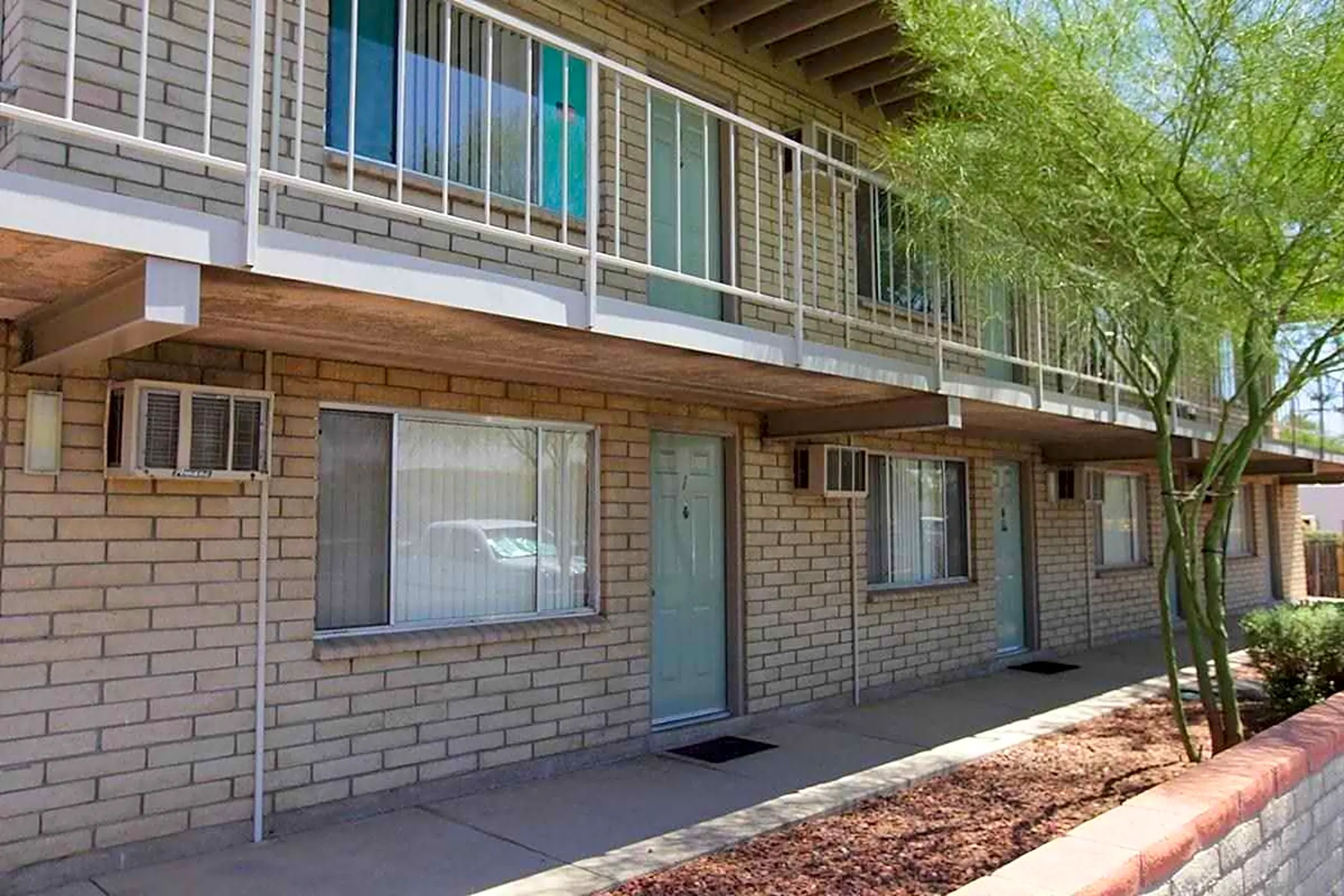 Limberlost Studio Apartments - 15 E Limberlost Dr | Tucson, AZ for Rent ...