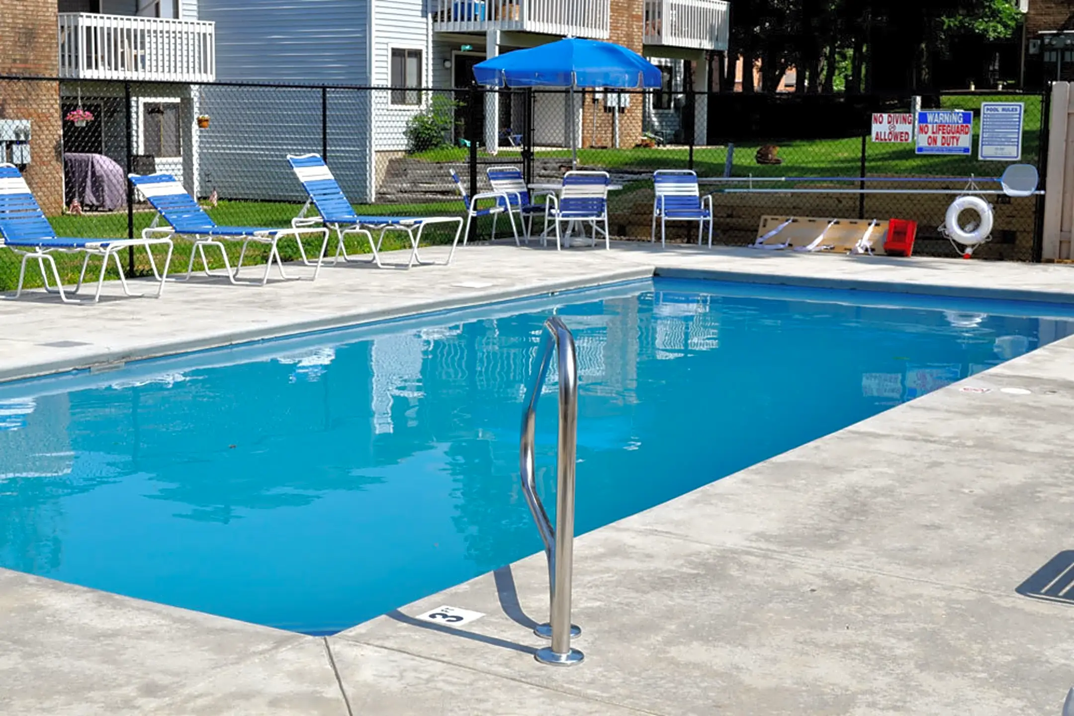 Harbour Town Apartments on Morse Lake Noblesville, IN 46062