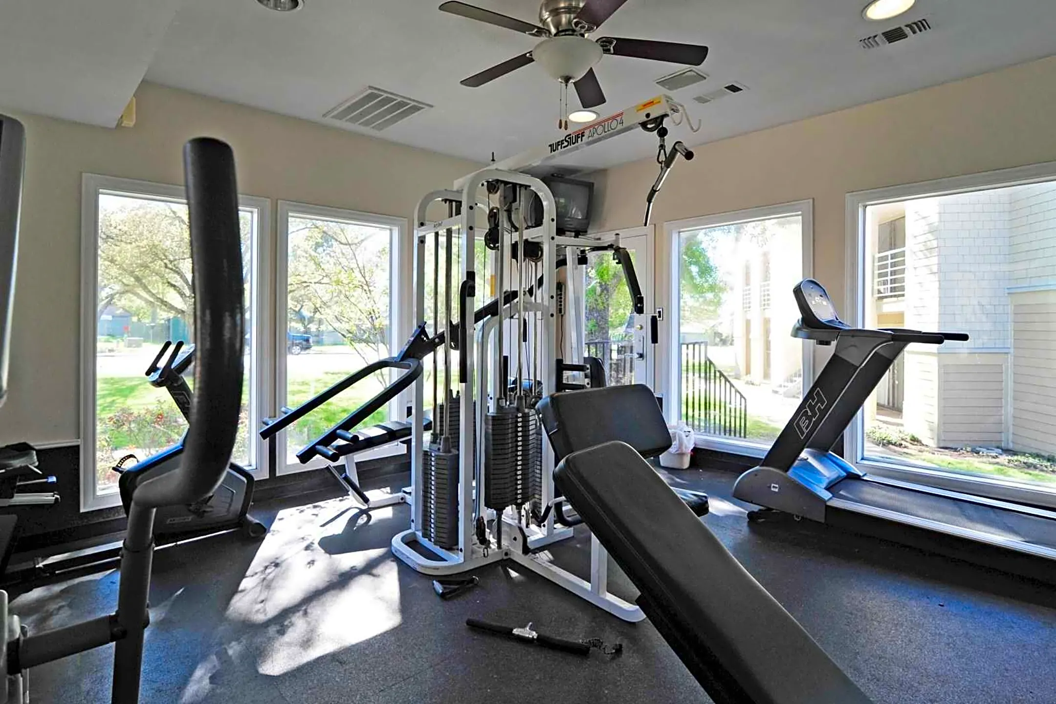 Fitness Weight Room - Scandia Apartments - College Station, TX