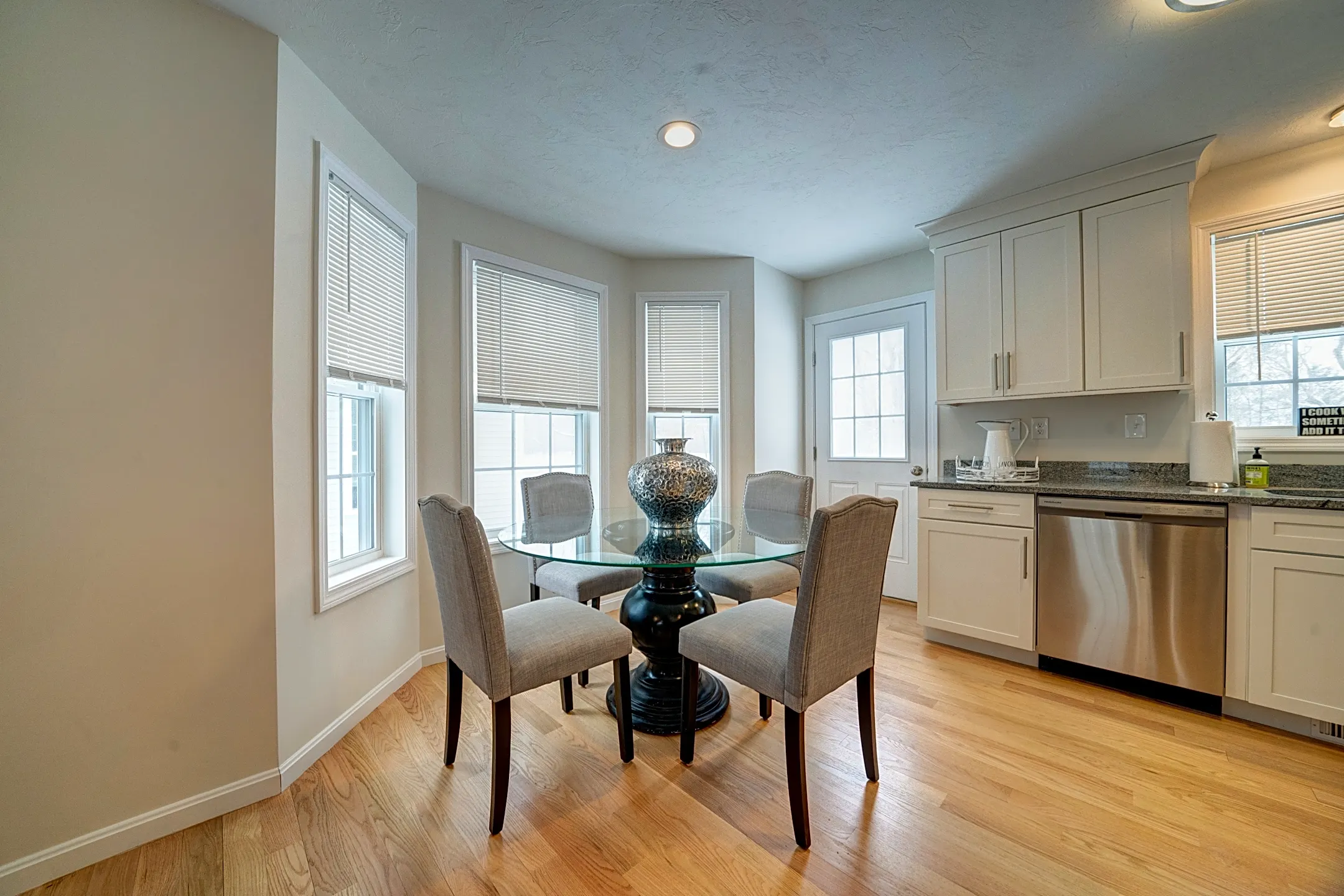 Merrimac Commons 1 Pumpkin Cir Tyngsboro, MA Apartments for Rent