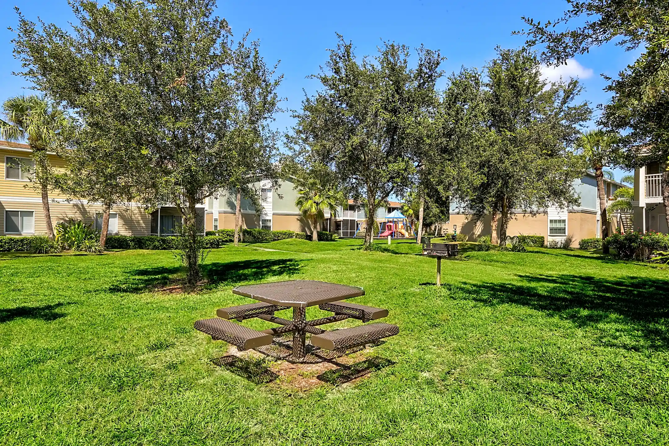 Cypress Winds Apartment Homes 6904 Manatee Ave W Bradenton, FL