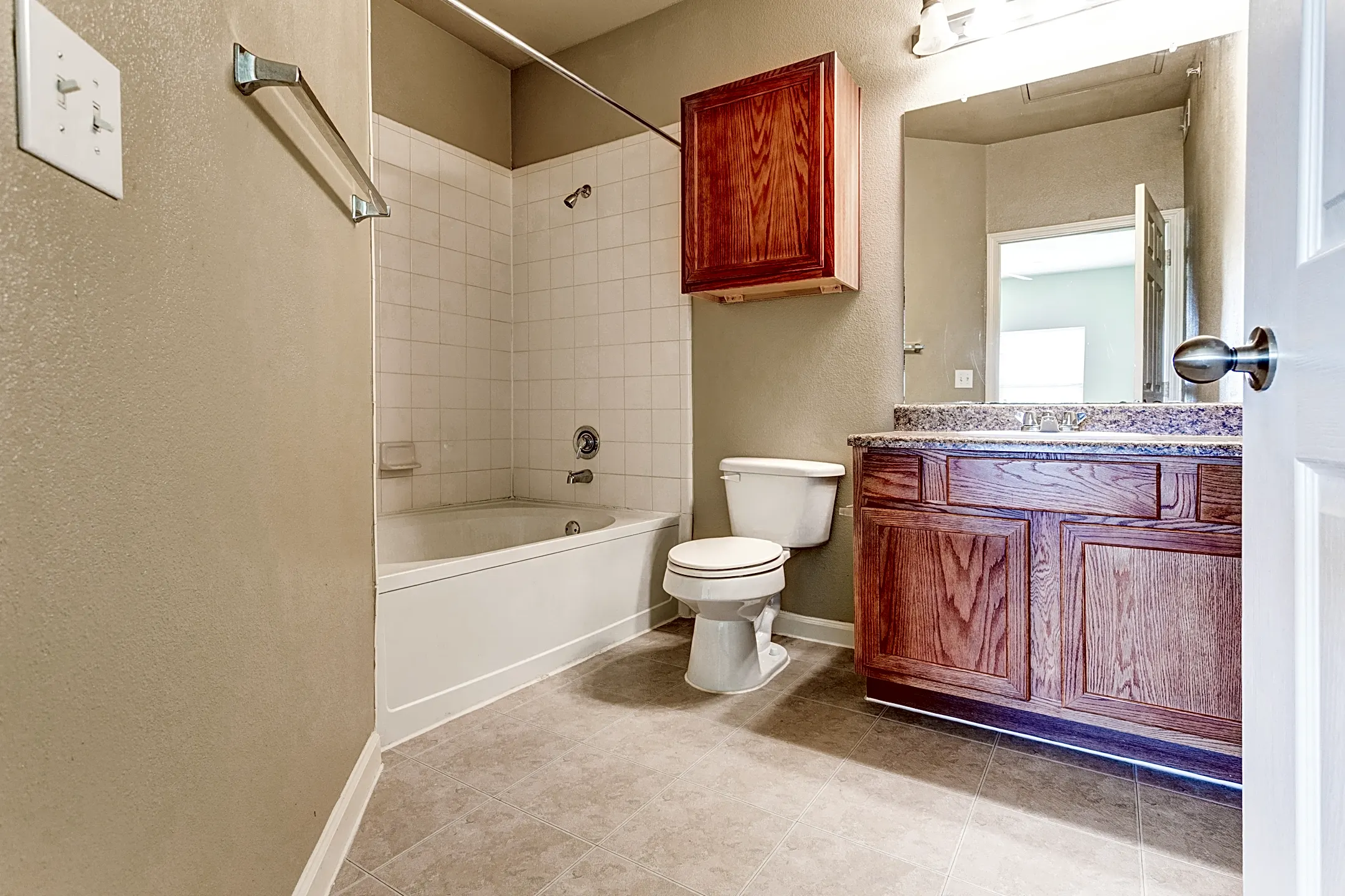 Magnolia at Mesquite Creek 900 Gross Rd Mesquite, TX Apartments for