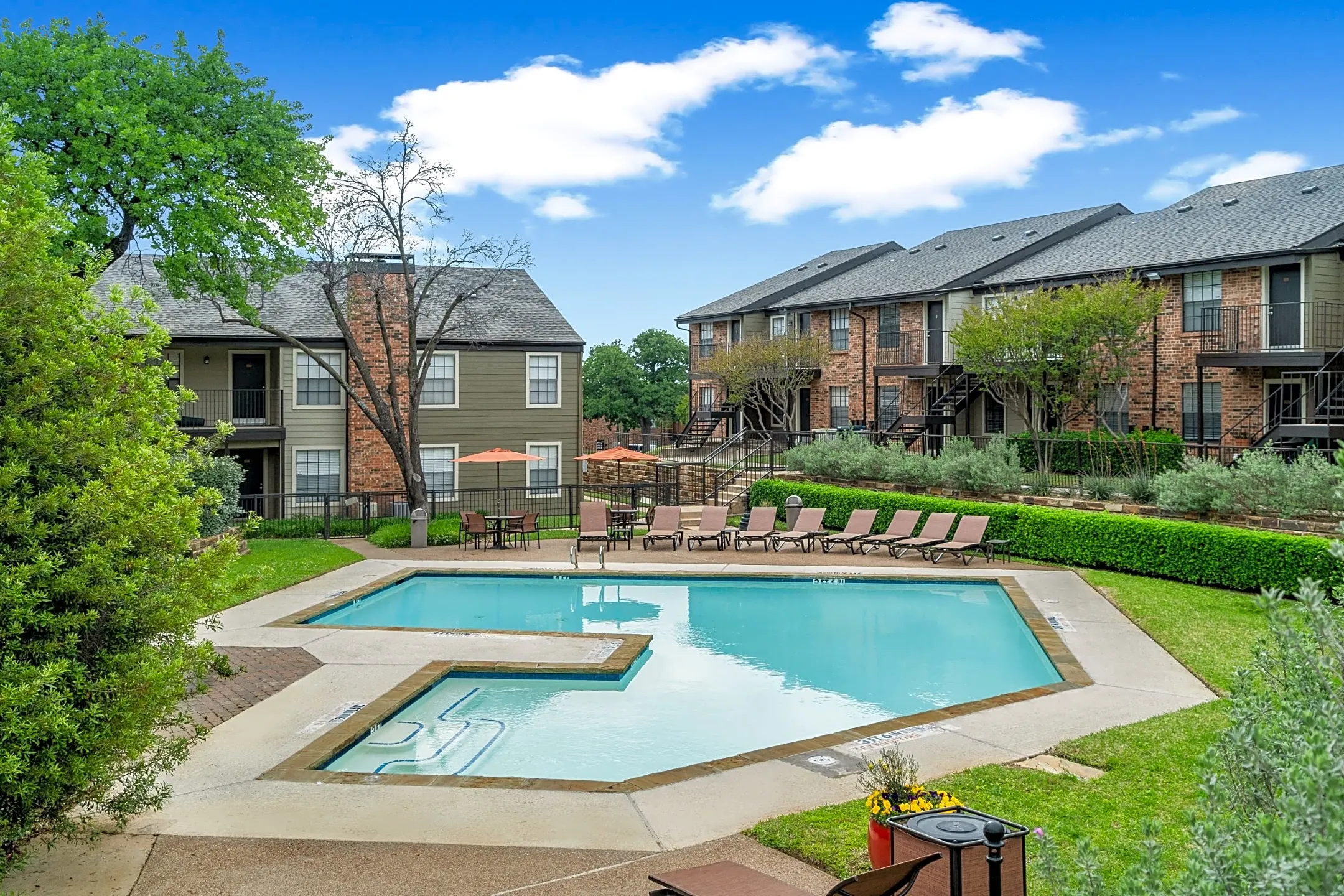 Ridgewood Preserve - 1000 Mill Crossing Pl | Arlington, TX Apartments 