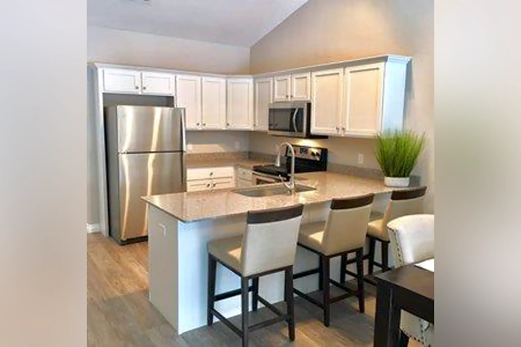 River's Edge Rentals Perrysburg, OH 43551