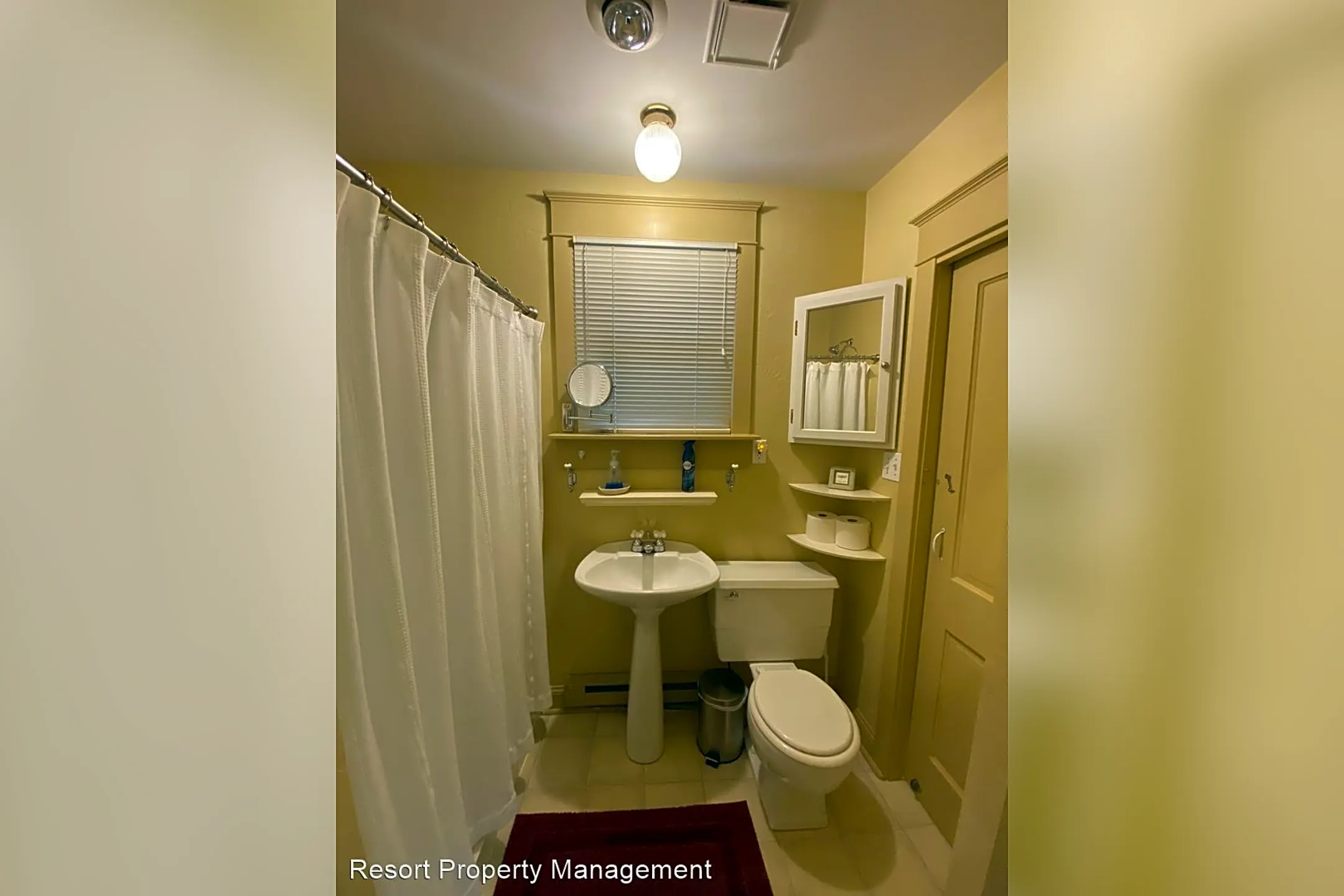Bathroom - 745 N 2nd St - Coeur D Alene, ID