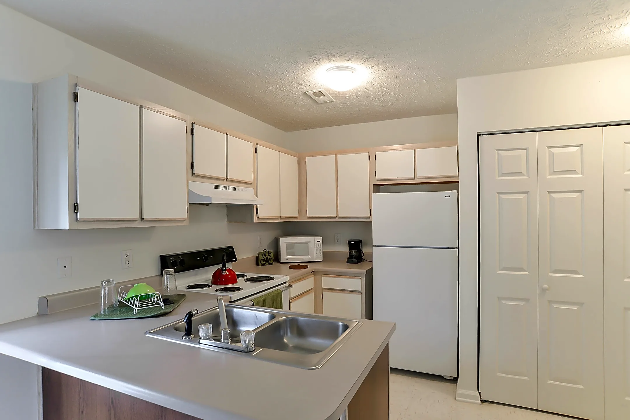 Cliffdale Crossing 6430 Brookstone Ln Fayetteville, NC Apartments for Rent Rent.