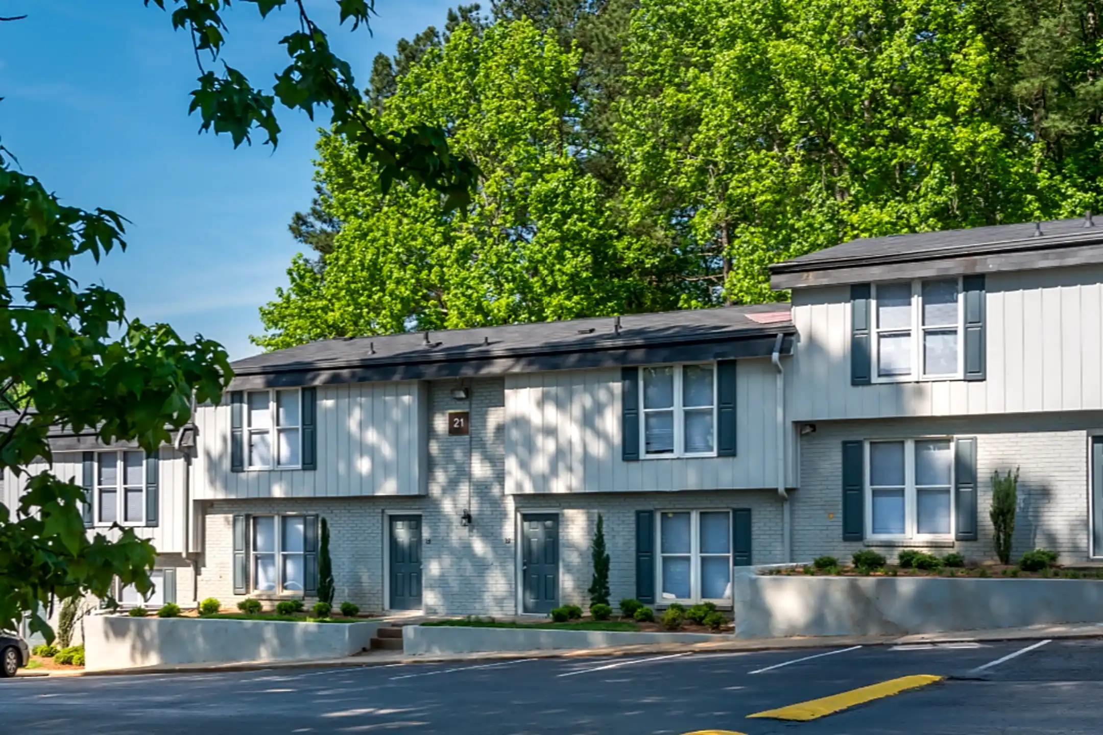 Gardens at Camp Creek 4555 Washington Rd Atlanta, GA Apartments for