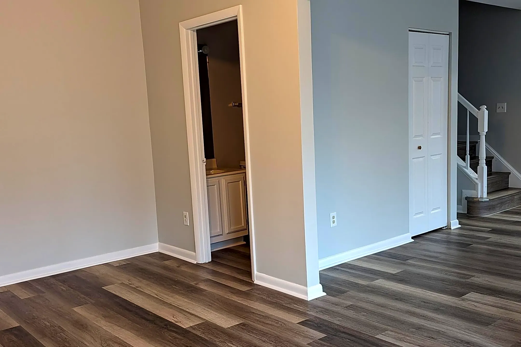 1076 Spring Valley Ct - Fort Washington, MD