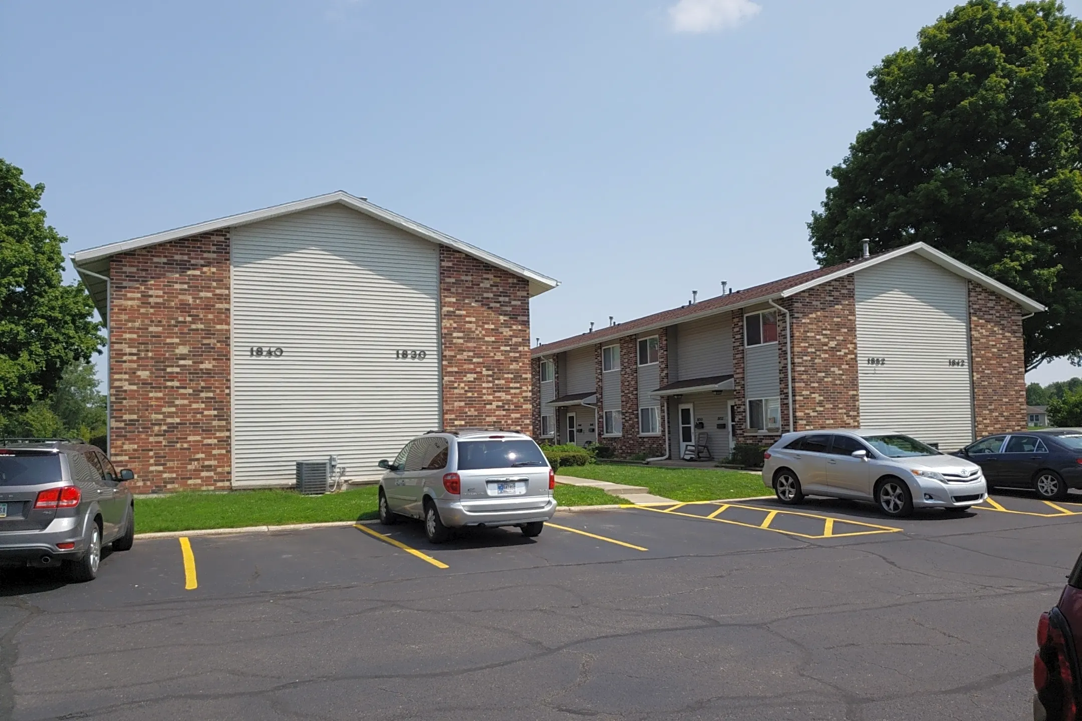 Westgate Manor Apartments 1854 Westplains Dr Goshen, IN Apartments