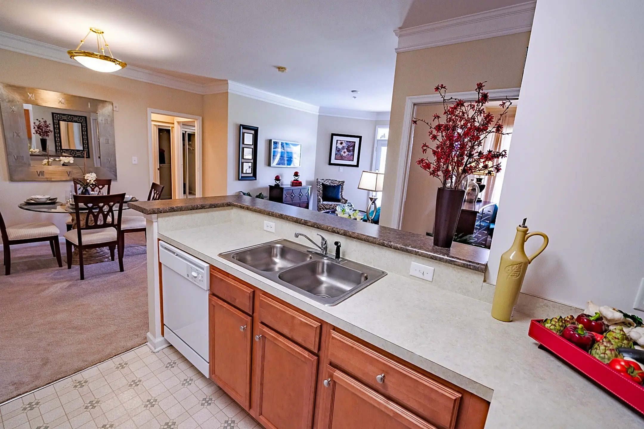 Falcon Creek Luxury Apartments Hampton, VA 23666