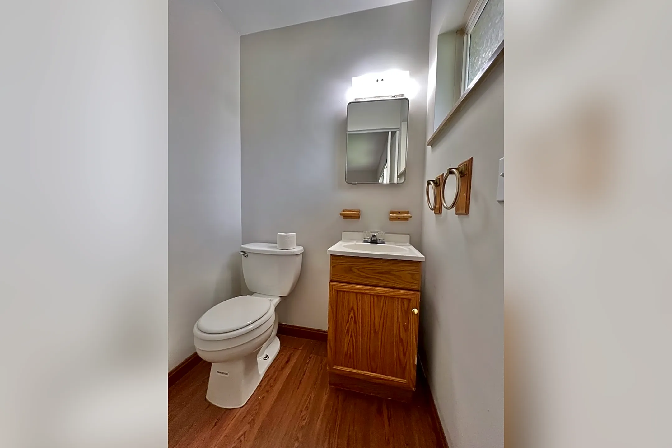 Bathroom - 318 Anderson Ferry Road - Cincinnati, OH