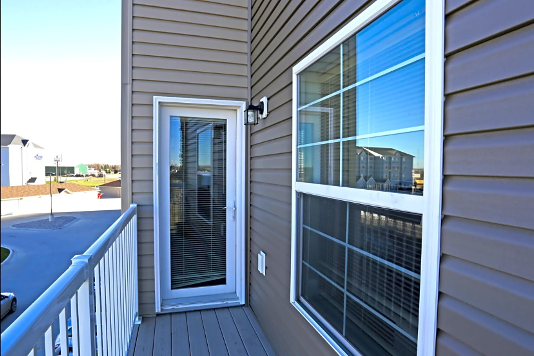 Patio / Deck - Stanley Square Apartments - Stanley, ND