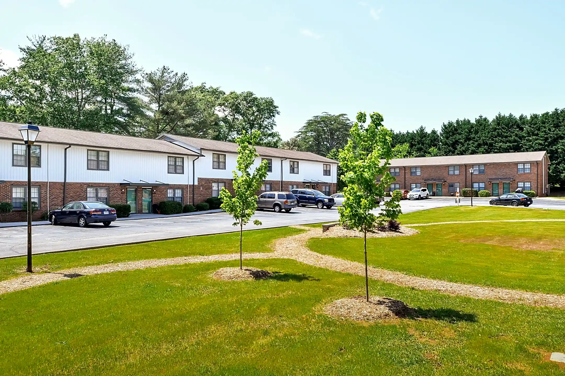 Fairmeadow Townhomes Apartments Greenville, SC 29611