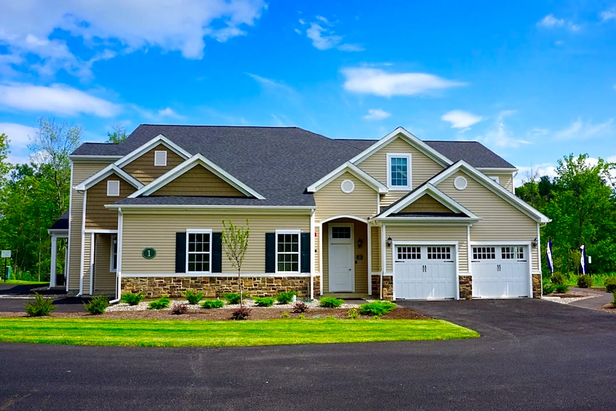 Parkside Village Albany, NY 12203