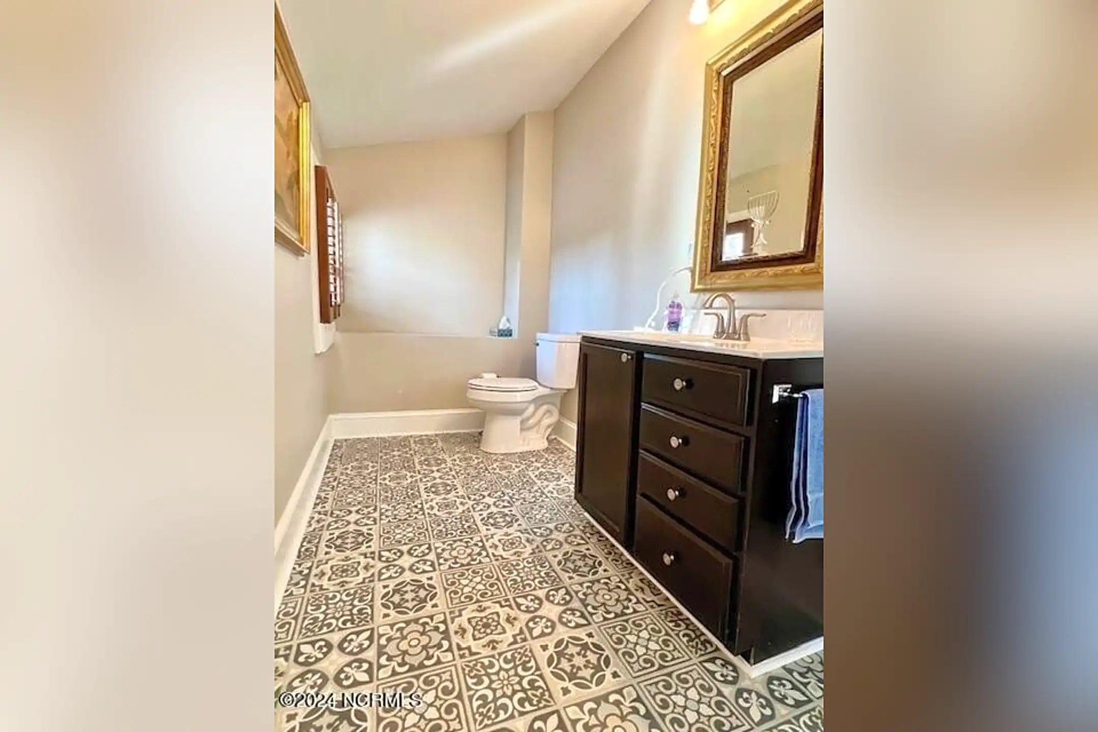 207 S Oakum St Apartments Edenton, NC 27932