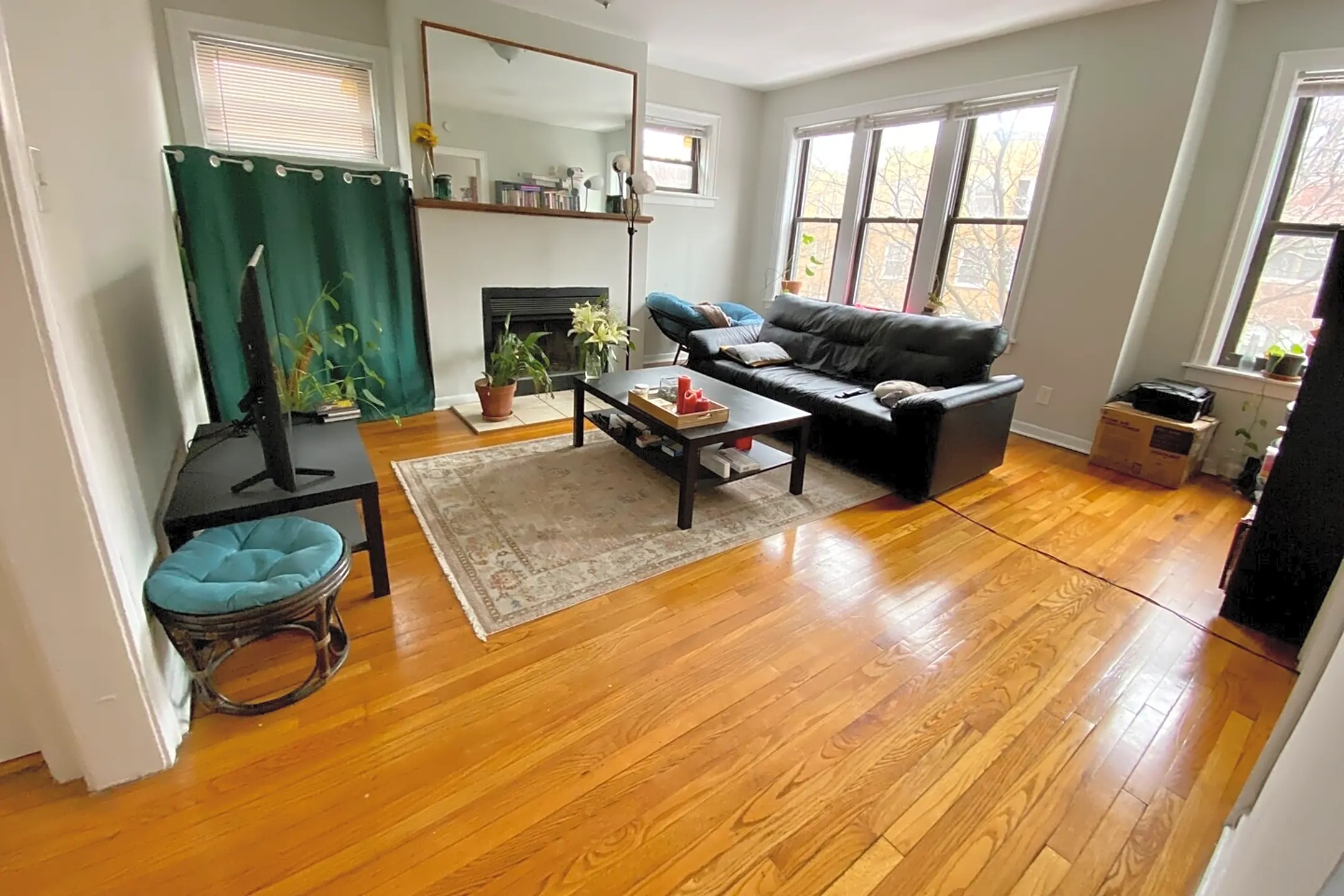 628 W Roscoe St 628 W Roscoe St unit A2 Chicago, IL Houses for Rent