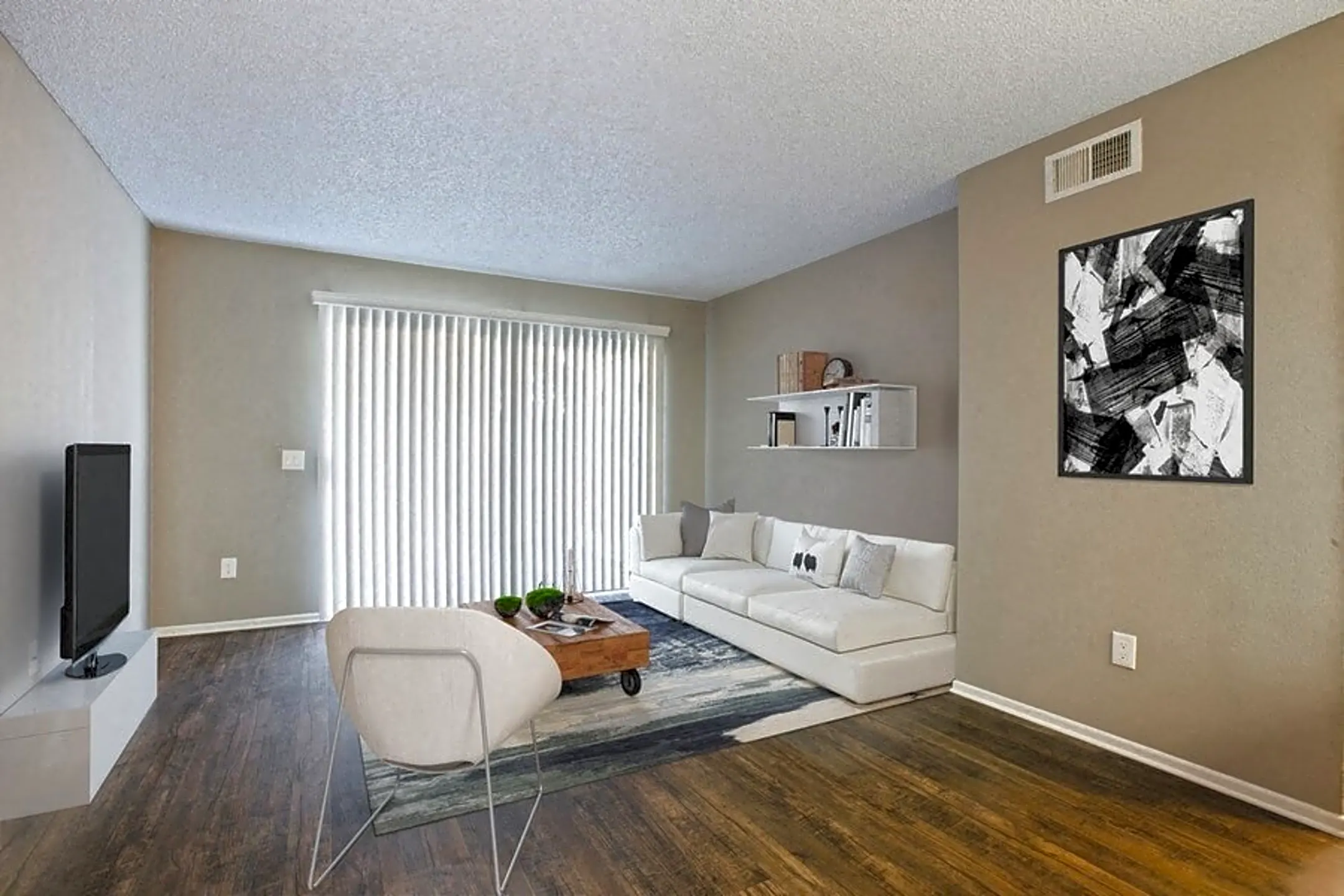 The James Apartment Homes 7600 Ambergate Pl Riverside, CA