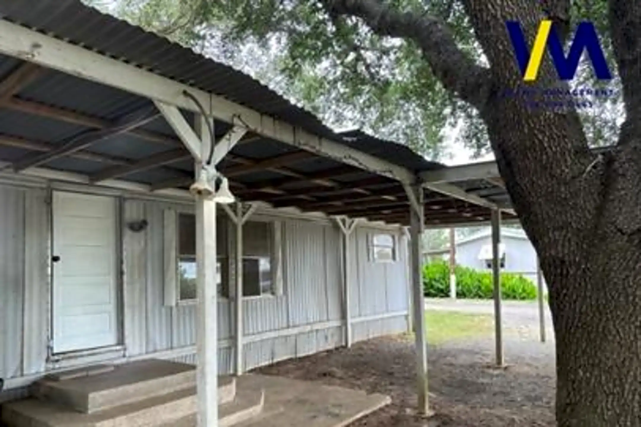 9831 TX106 Loop Houses San Antonio, TX 78263