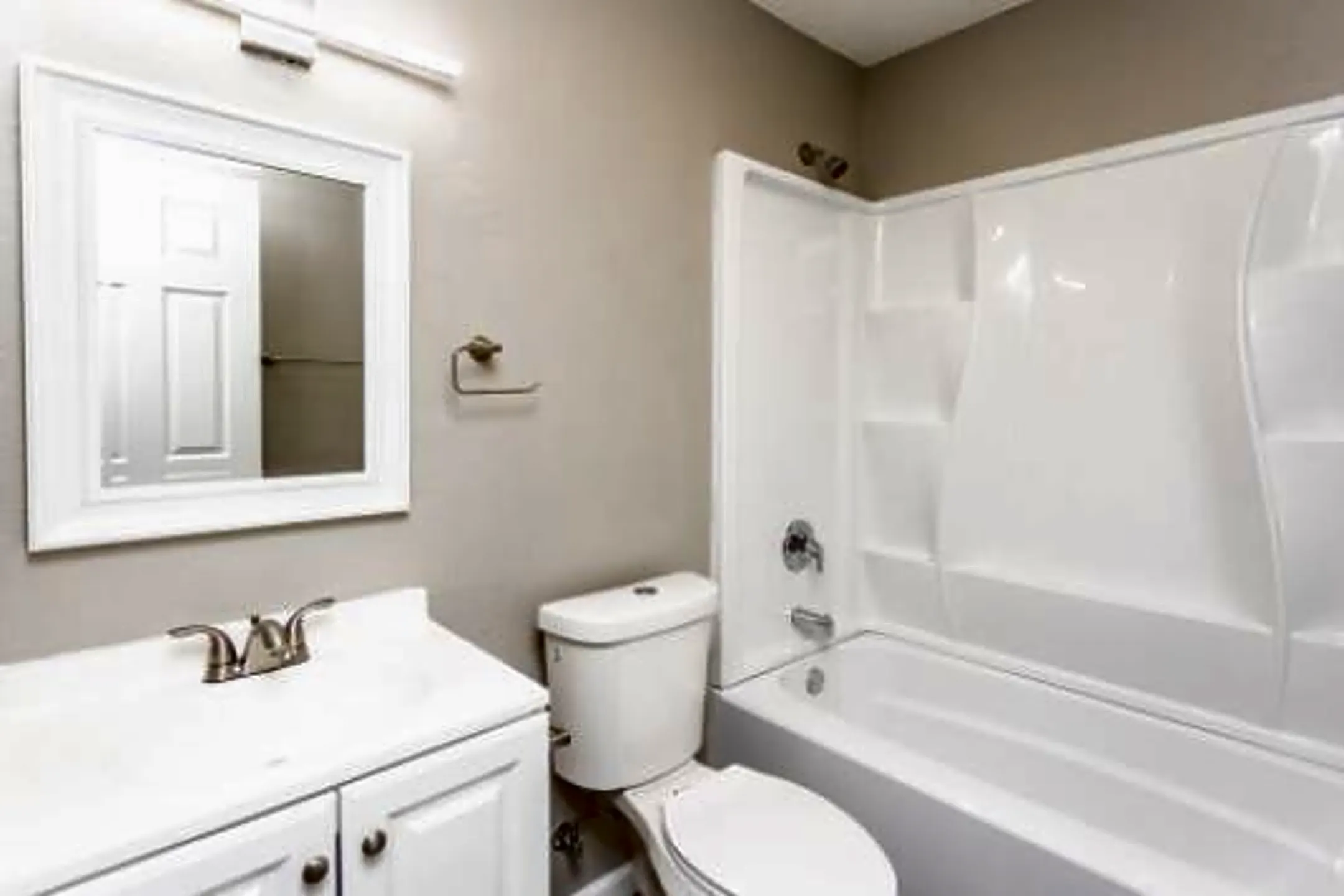 1200 Hospital Dr 1200 Hospital Dr unit 17 Angleton, TX Houses for