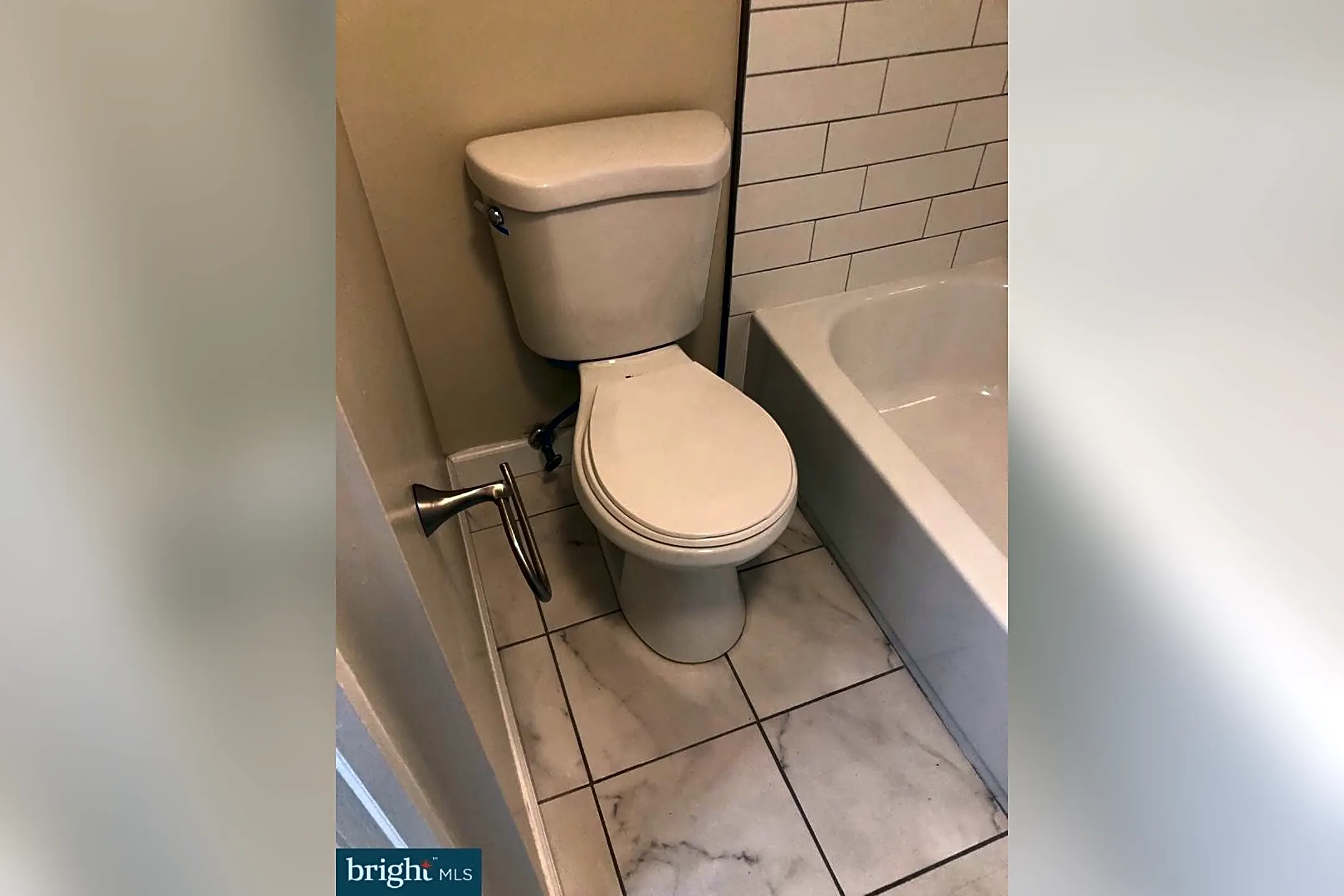 Bathroom - 1230 Eton Ct NW #T26 - Washington, DC