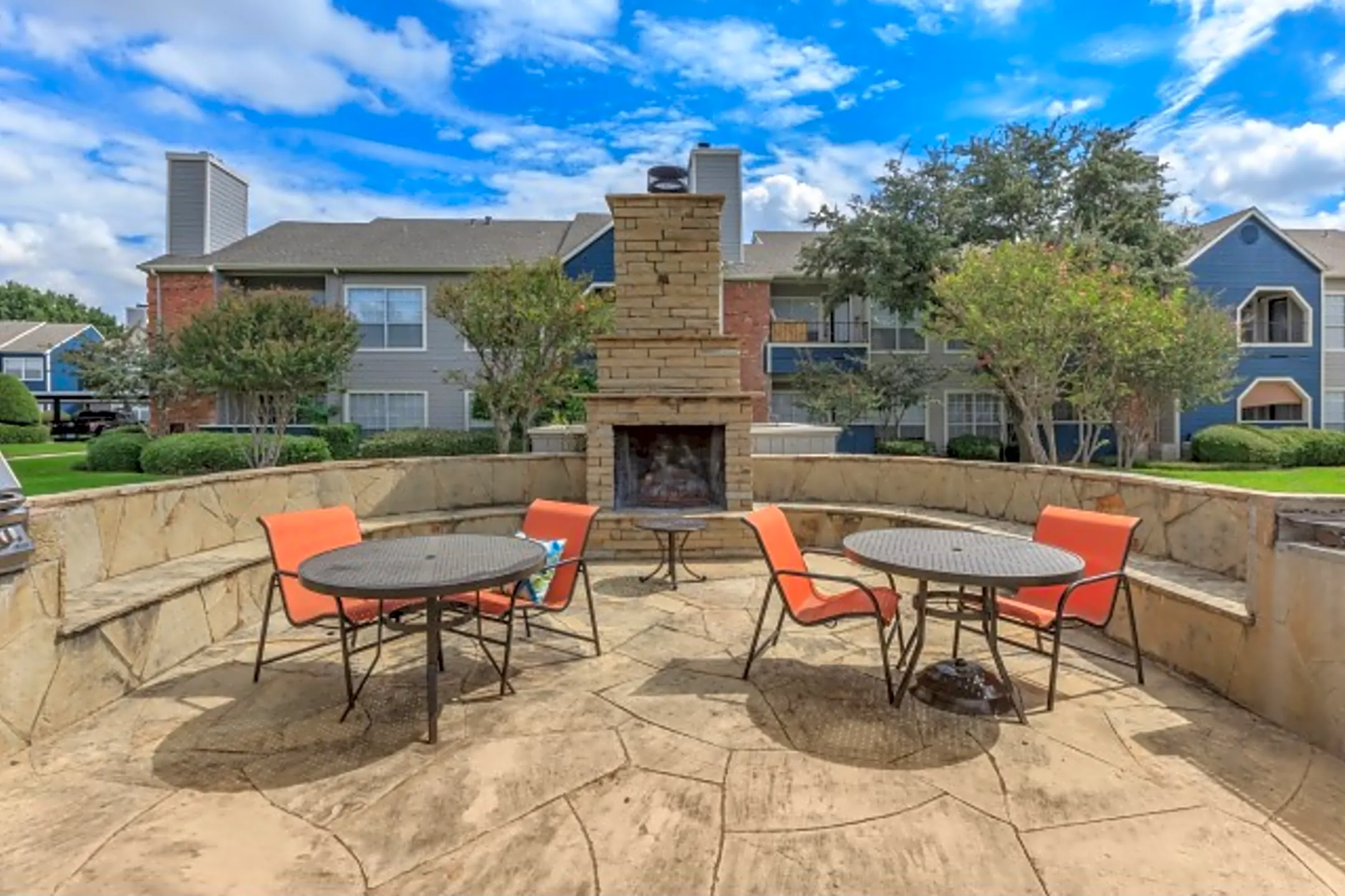 Huntington Meadows Apartments - Arlington, TX 76006