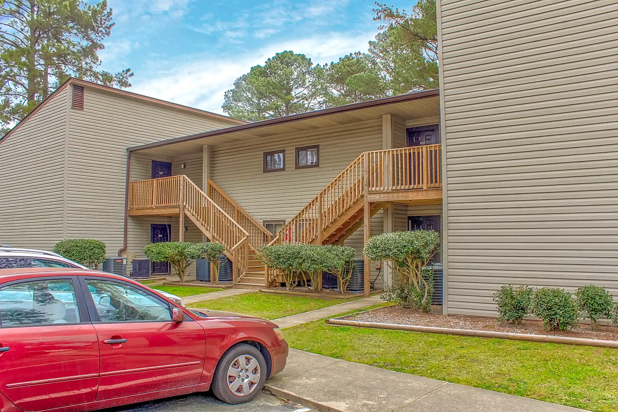 Meadow Pointe Apartments 943 Applewood Lane Fayetteville, NC