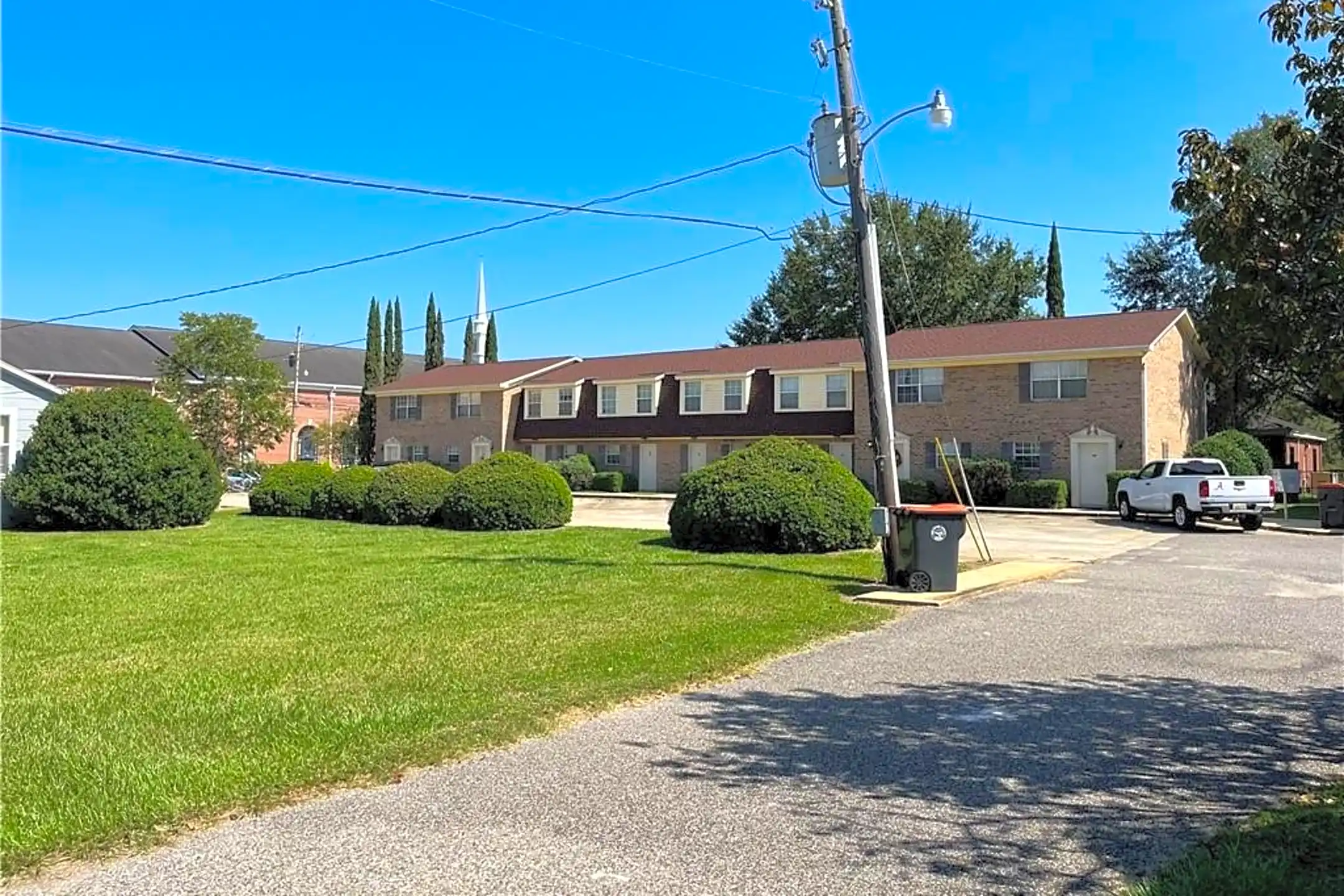 208 McMillan Ave Apartments Bay AL 36507