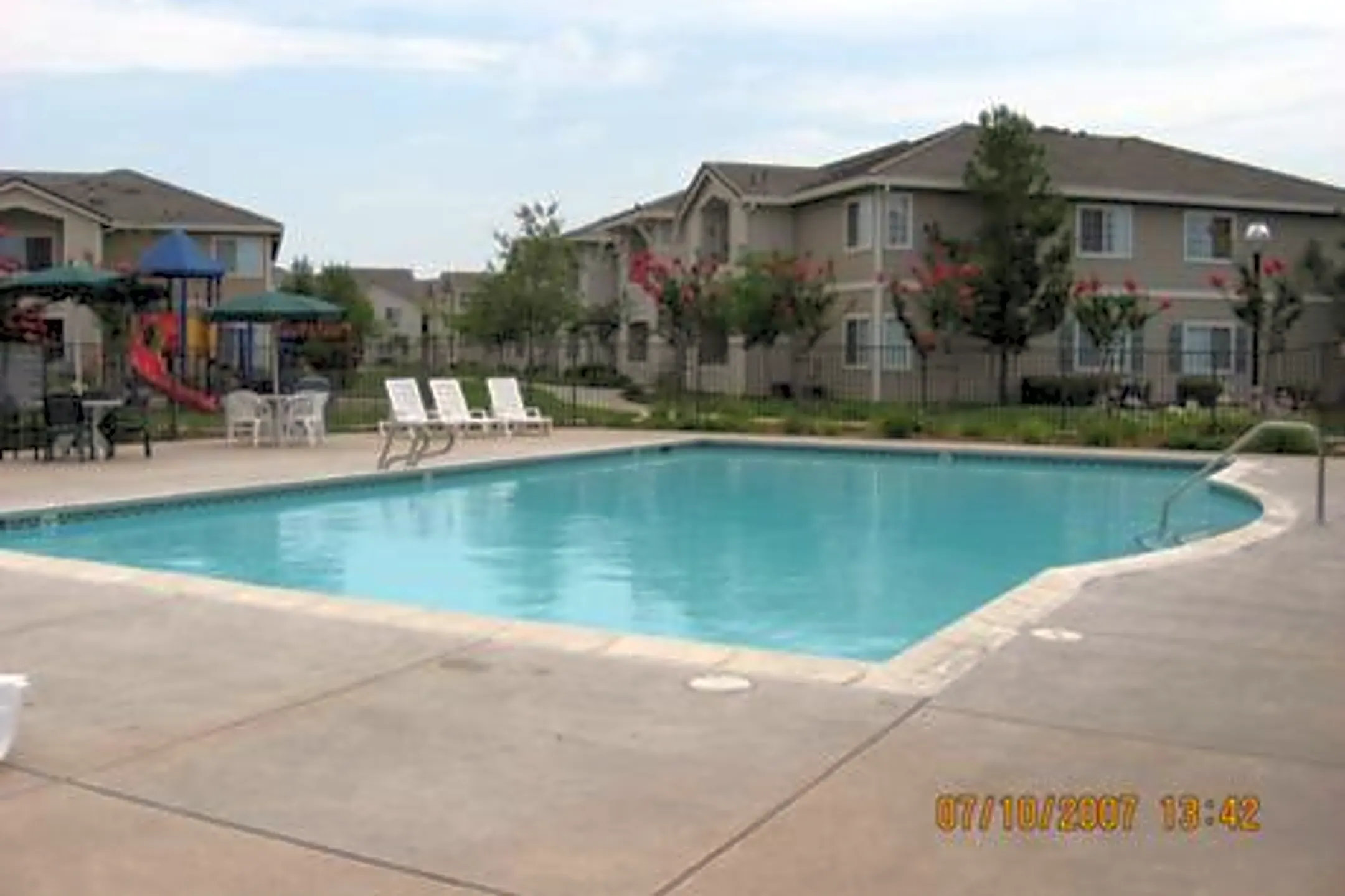 Village Crossing Apartments 9241 Bruceville Rd Elk Grove, CA