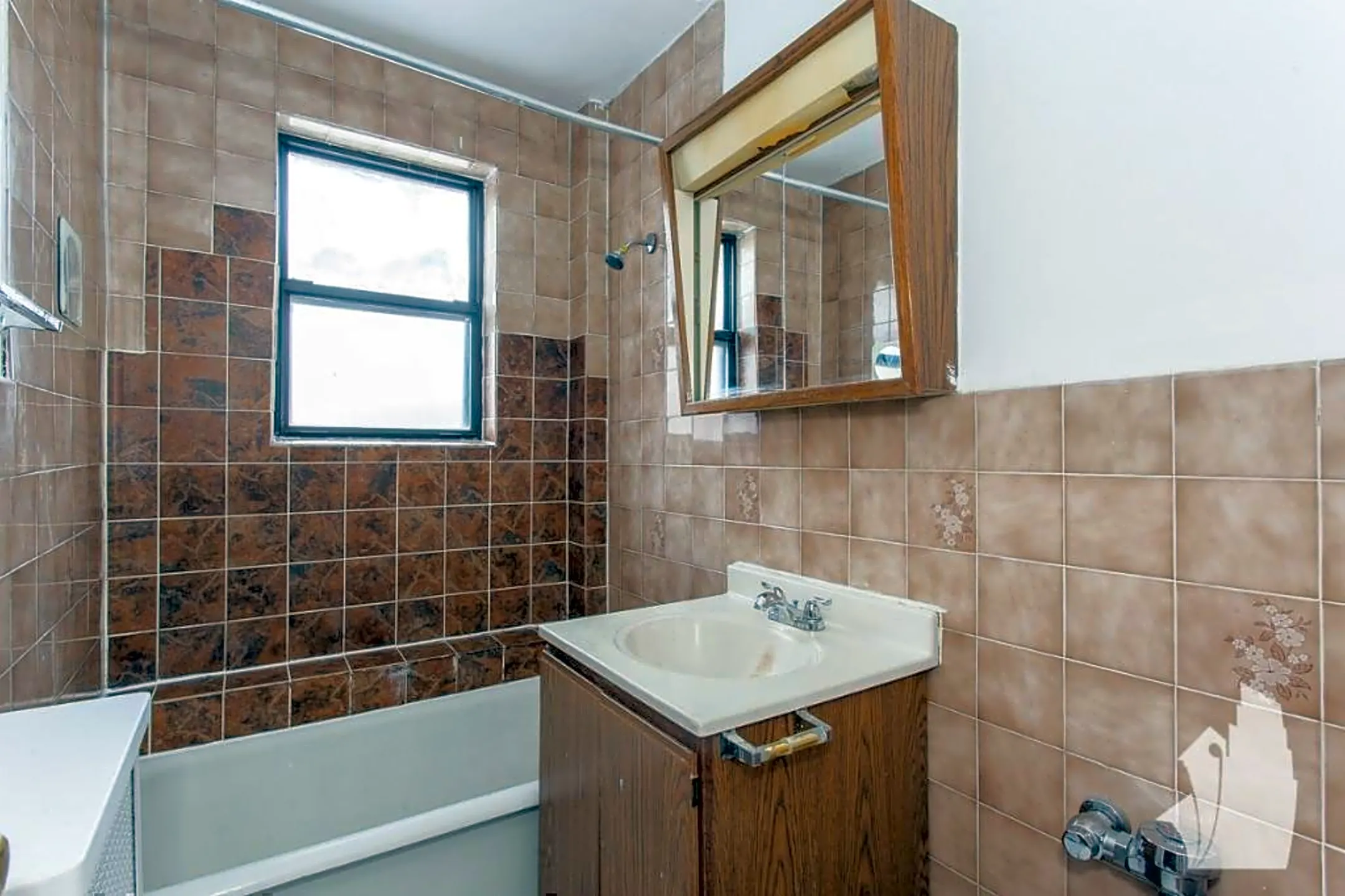 739 W Belmont Ave - 739 W Belmont Ave unit 406 | Chicago, IL Apartments ...