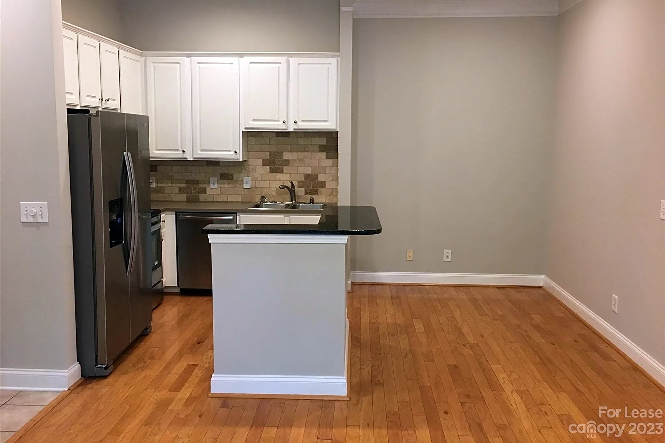 Kitchen - 790 N Davidson St - Charlotte, NC