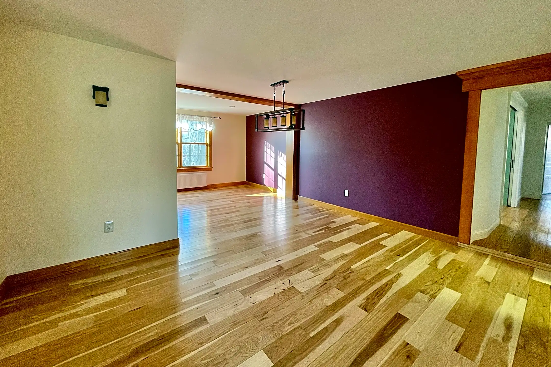 Living Room - 4 Lawrence Plain Rd - Hadley, MA