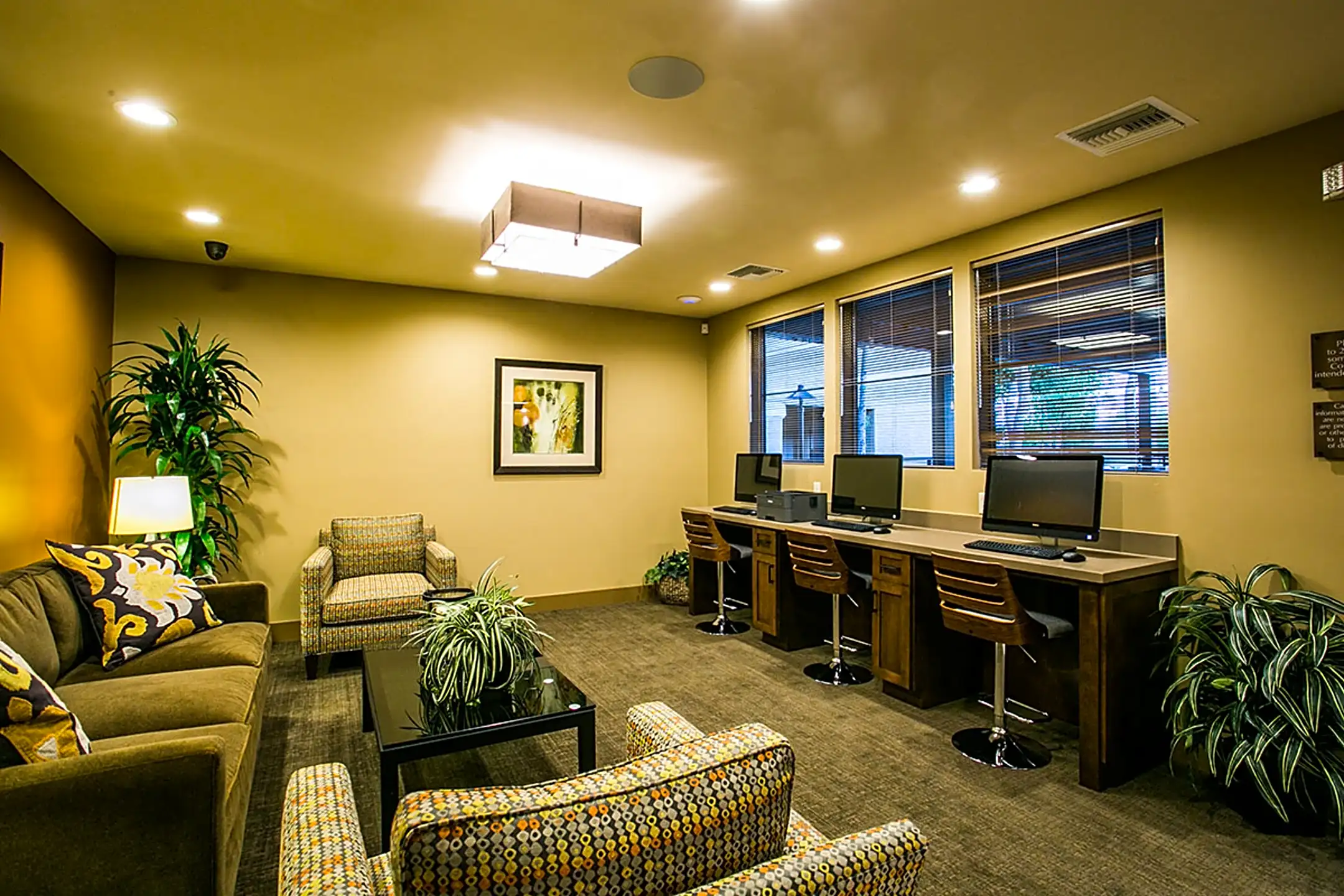 Towne Square Apartments 500 N Metro Blvd Chandler, AZ Apartments for Rent Rent.