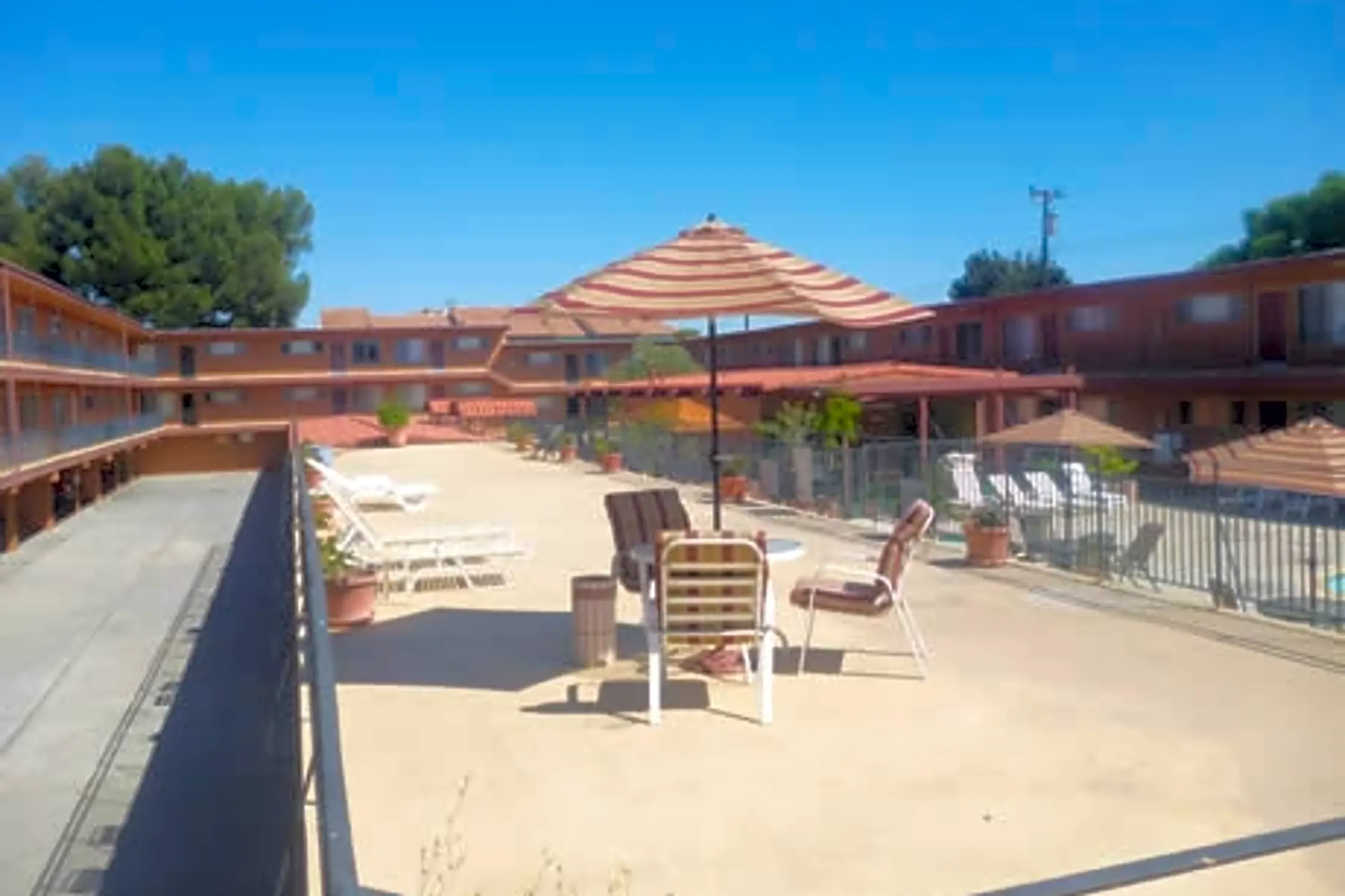 Premier Apartments 24818 Eshelman Ave Lomita, CA Apartments for