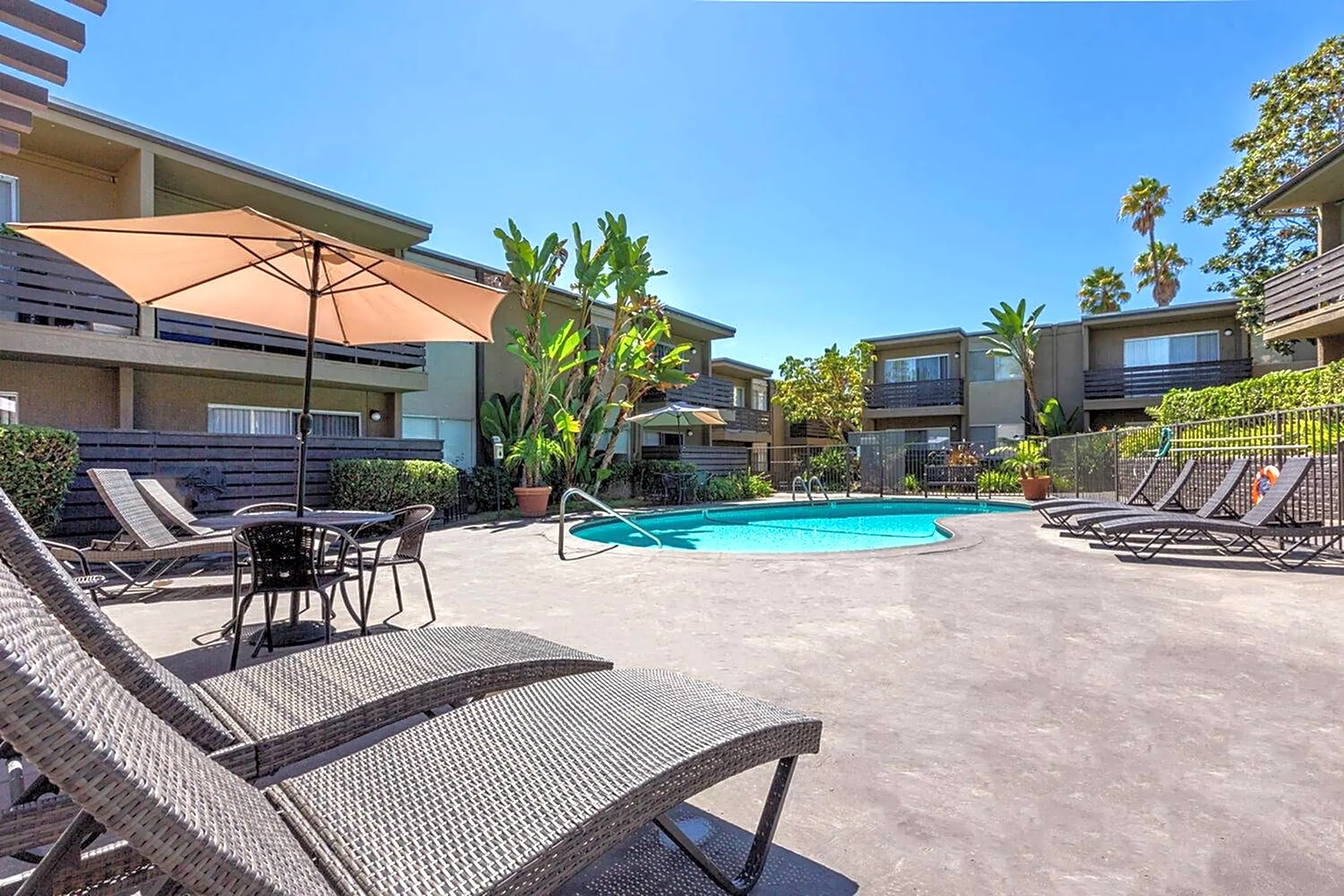 Elan Avante 8515 Chloe Ave La Mesa, CA Apartments for Rent Rent.