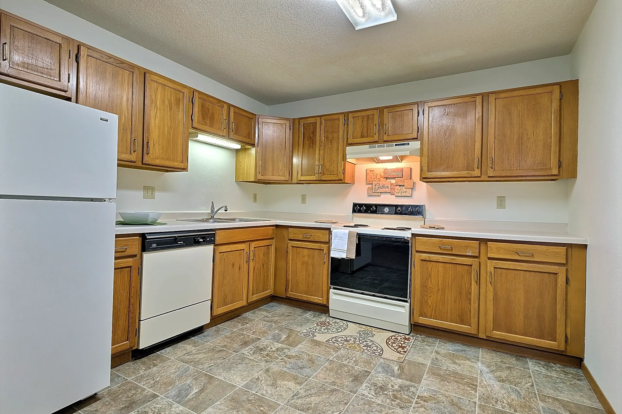 Southgate Apartments - 1625 33rd Ave S | Fargo, ND for Rent | Rent.