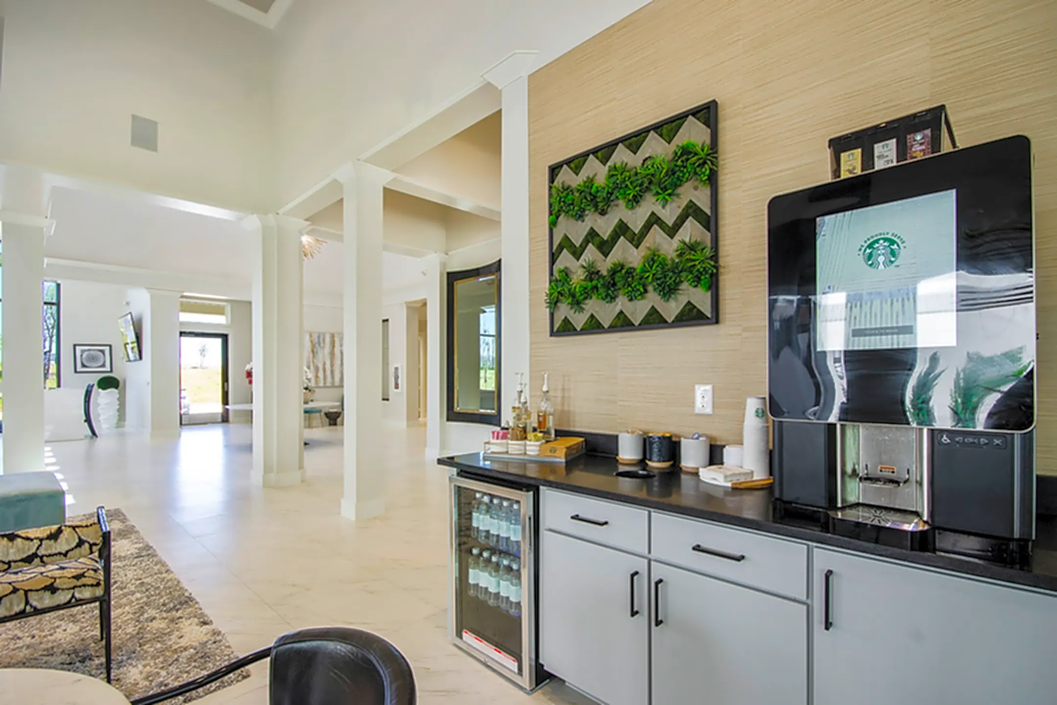 The Towers at Bayside 8400 Sunset Boulevard Rowlett, TX Apartments