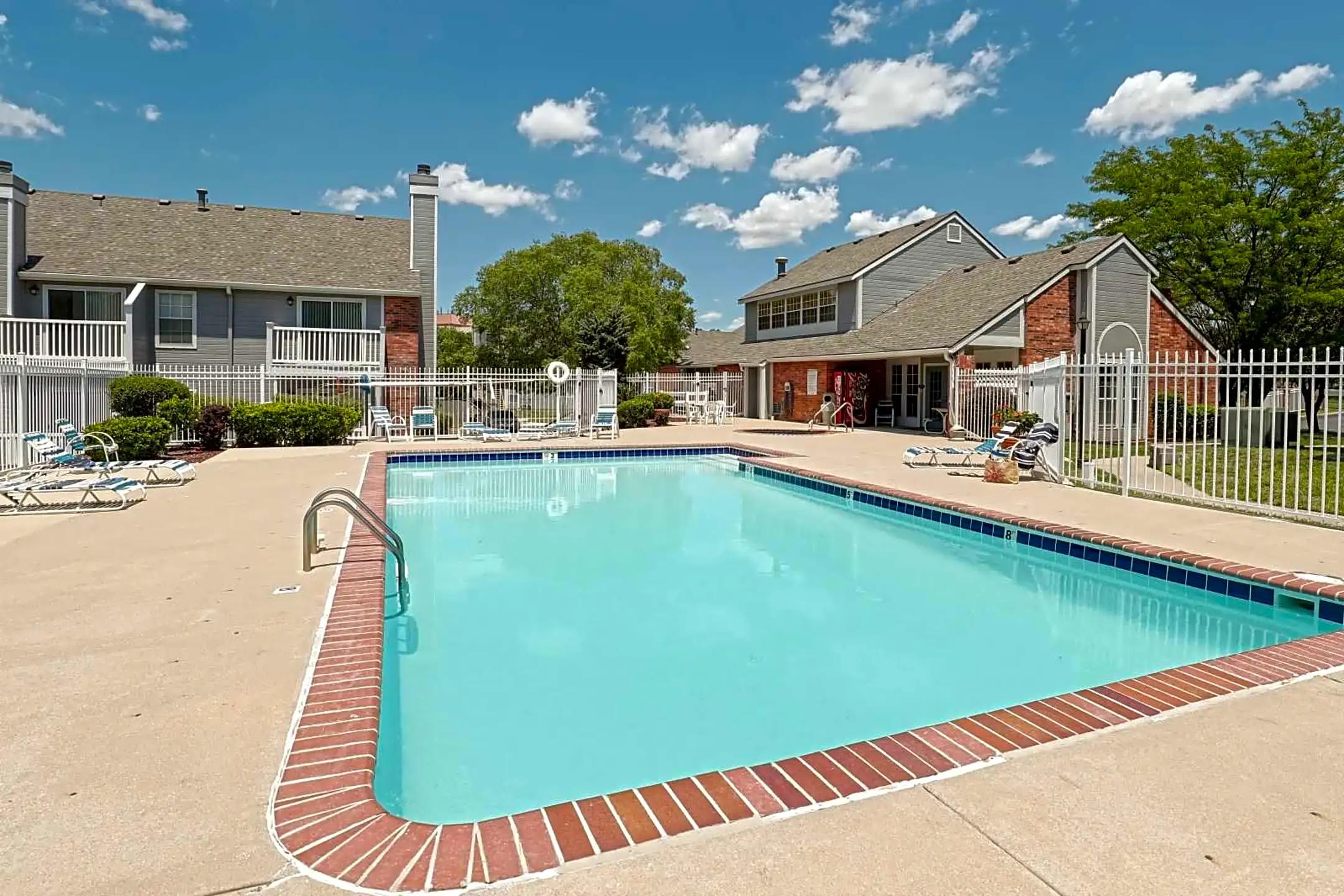 Pool - Northpark Residences - Wichita, KS