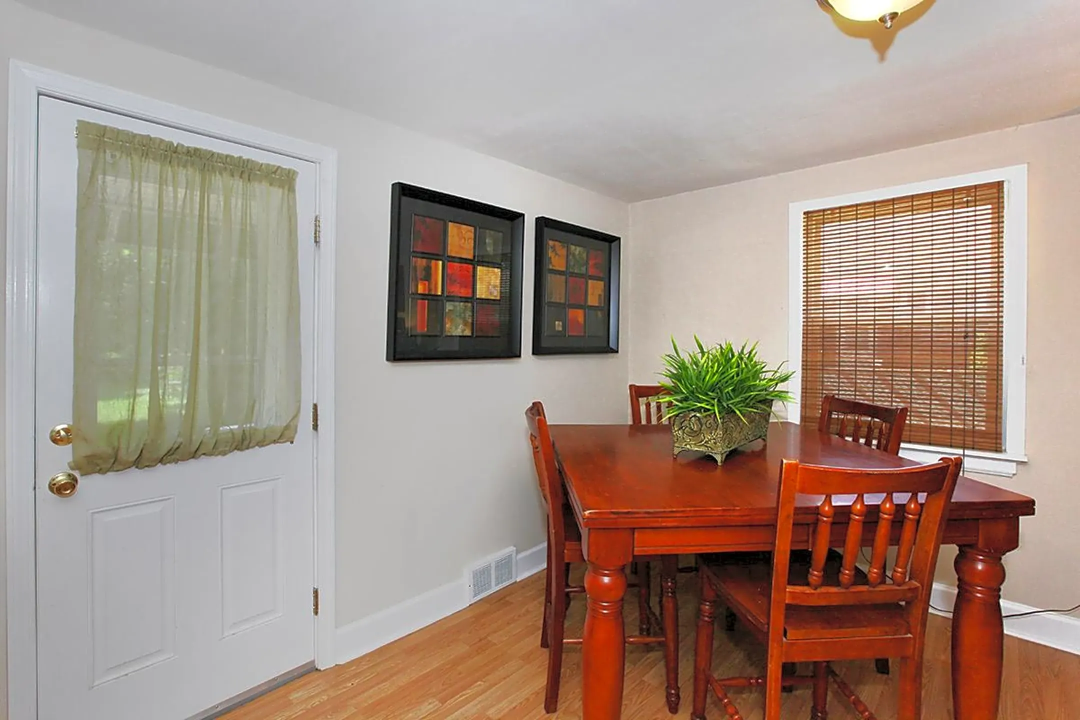 Crestwood Townhomes 21 Picotte Dr Albany, NY Apartments for Rent