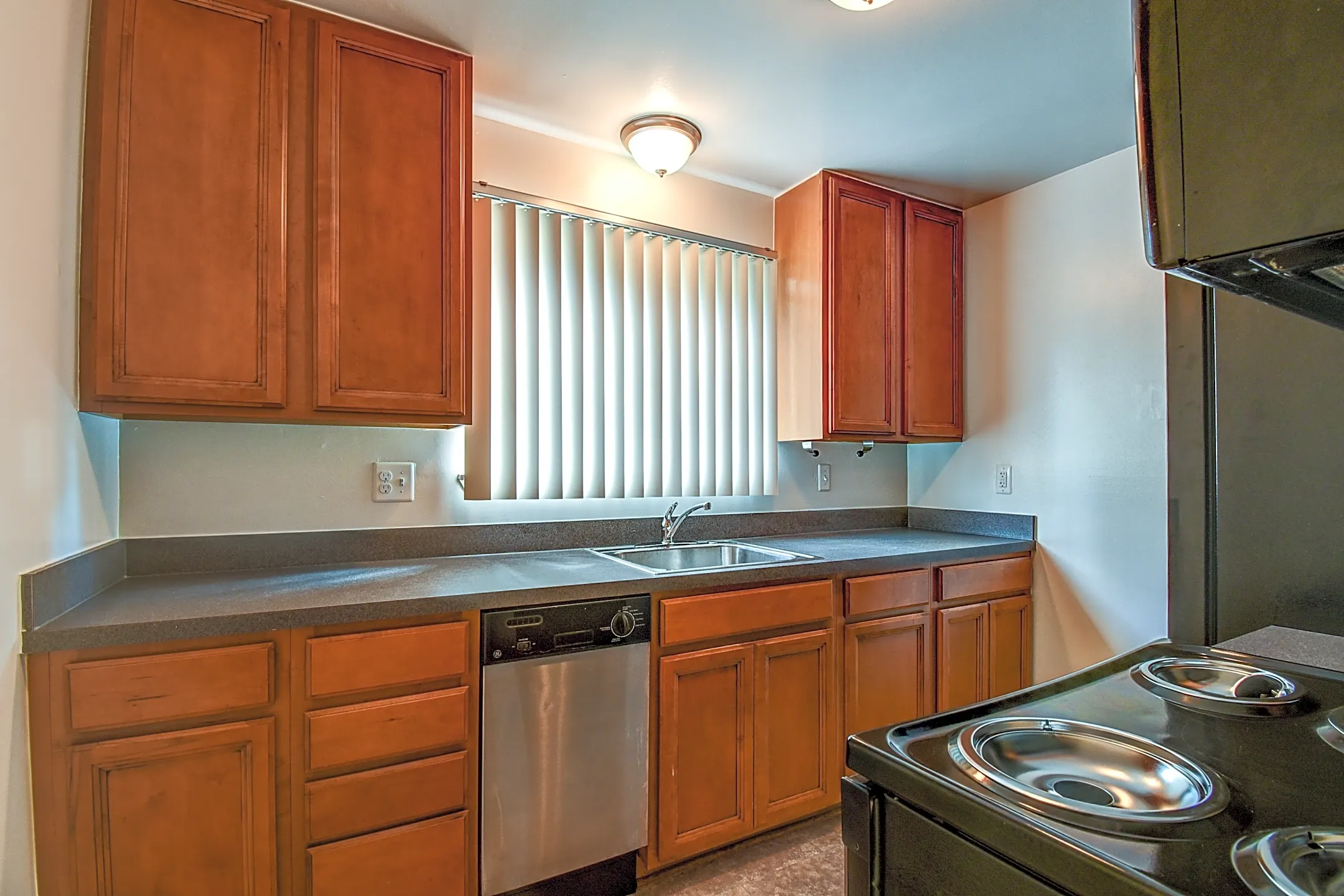 Gibraltar Meadows Apartments 14610 Middle Gibraltar Rd Gibraltar