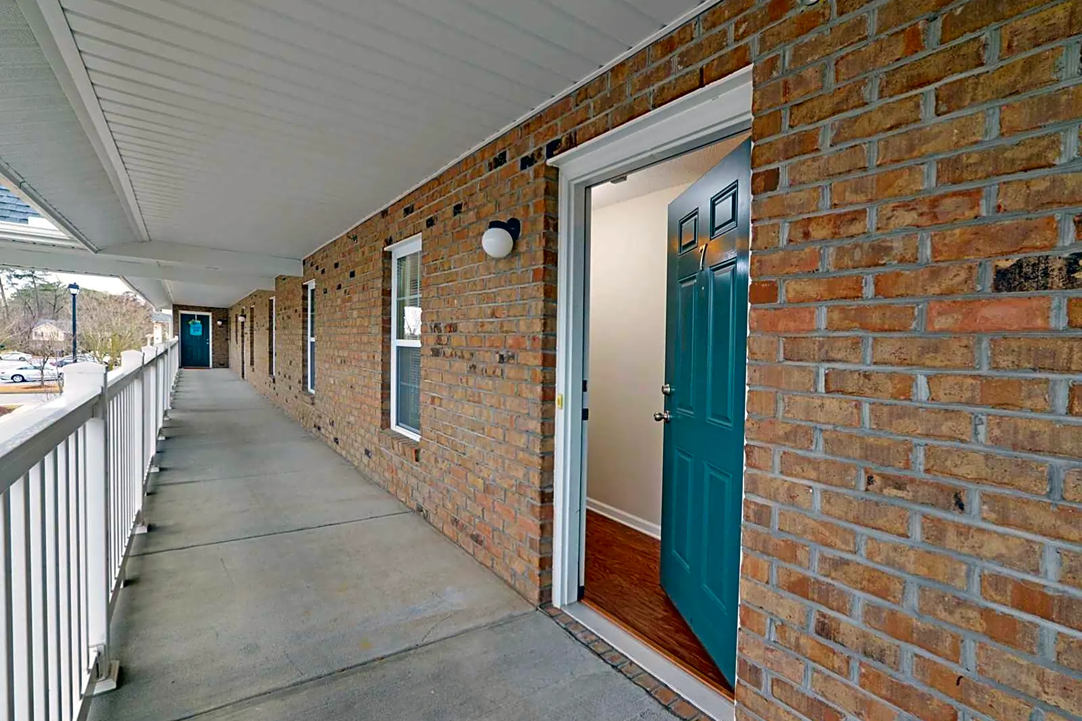 Foyer, Entryway - Meridian Park Apartments - Greenville, NC