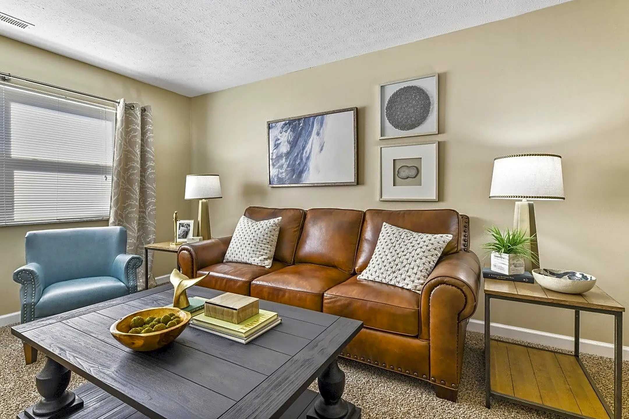 Living Room - Hidden Creek - Columbus, OH
